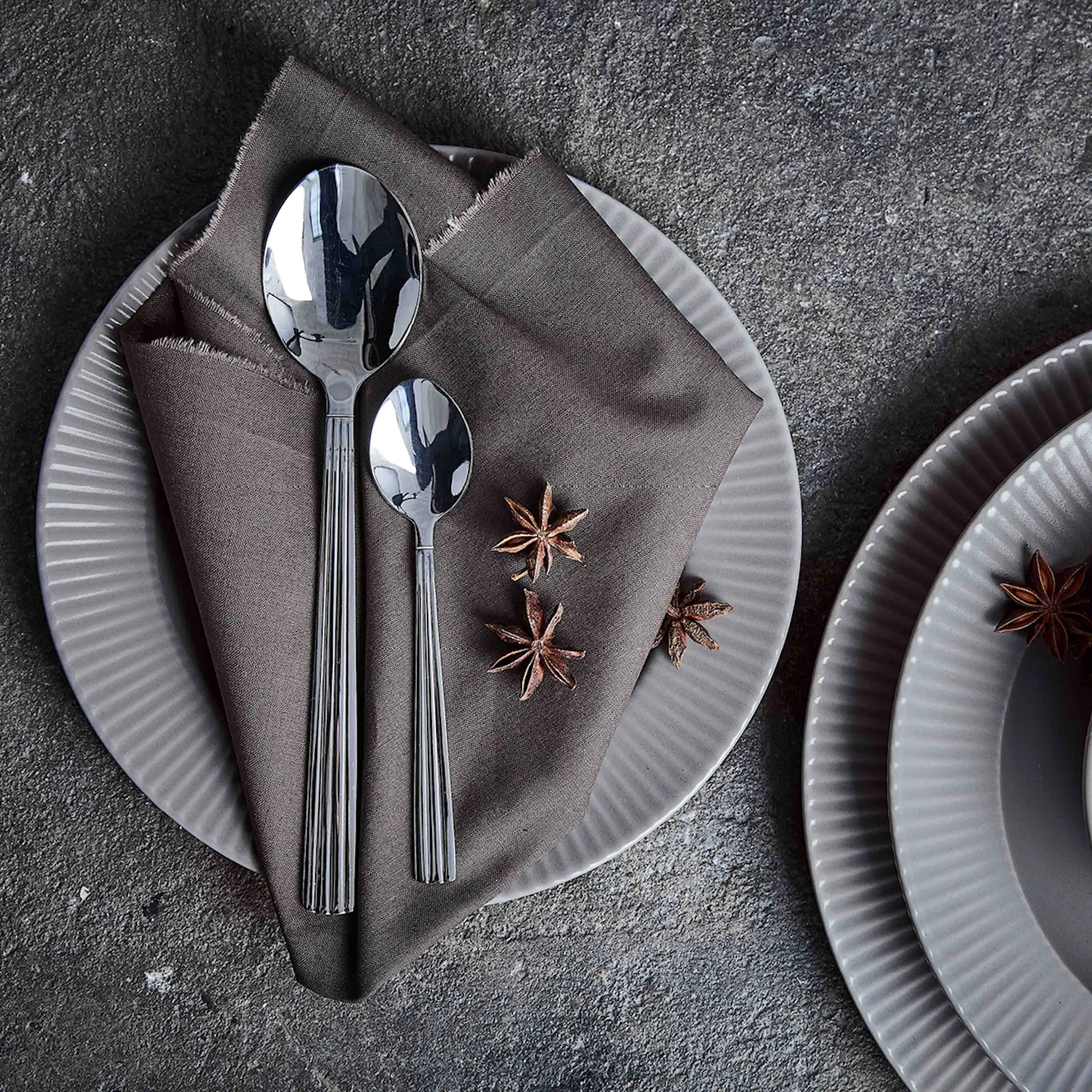 Aida Groovy tesked 4-pack polerad