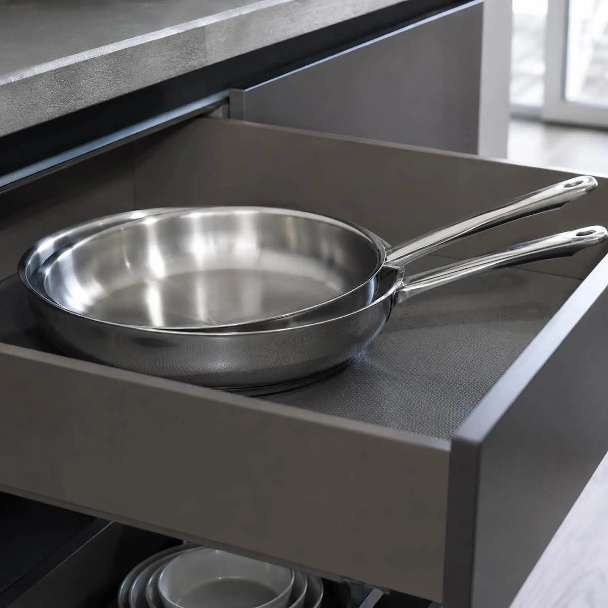 WMF Profi stekepannesett 2 deler 24+28 cm stål