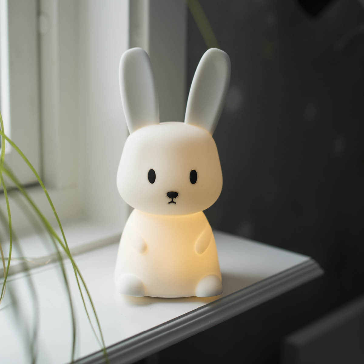 Star Trading Kanin LED nattlampa 357-66 9x9 cm vit