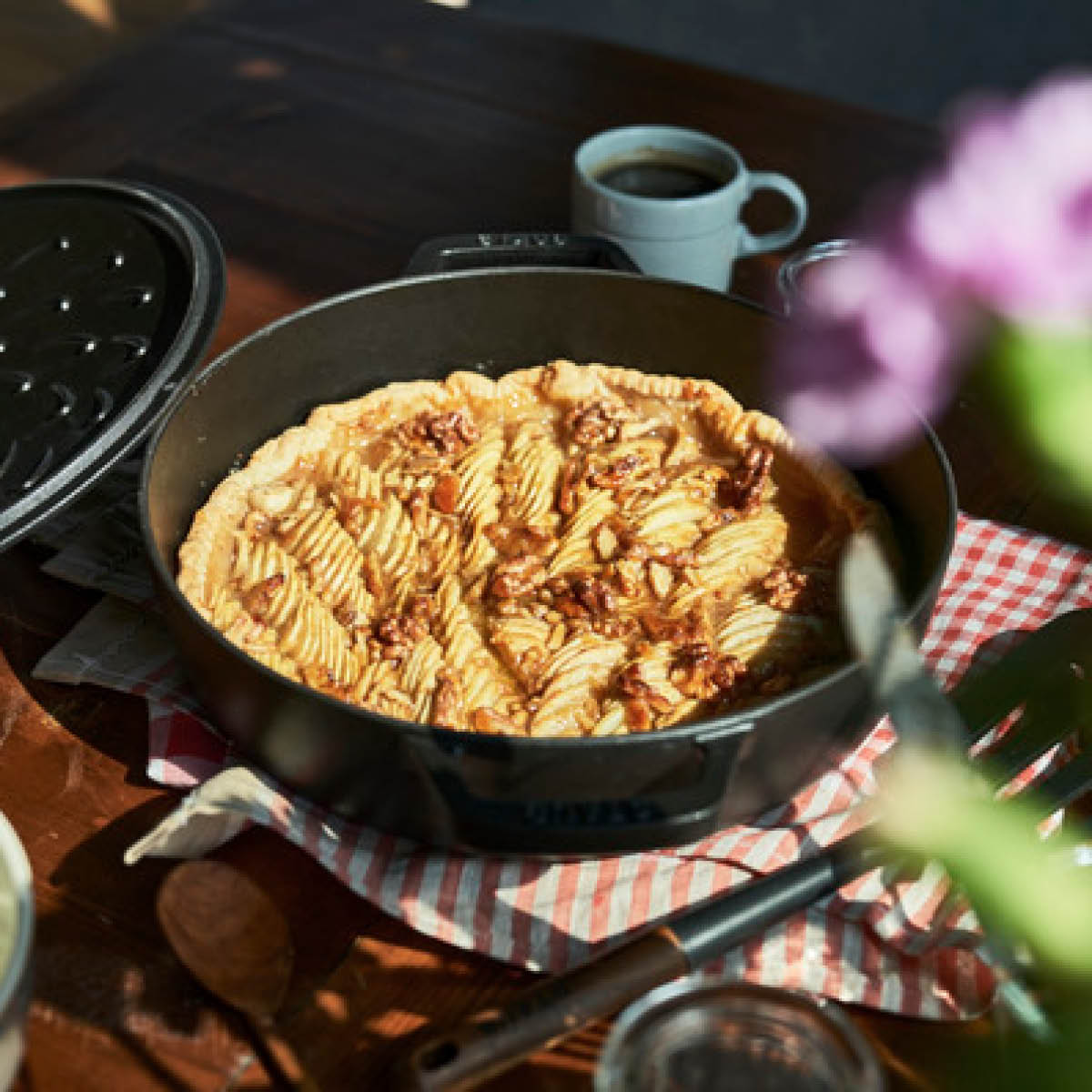 Staub Chistera sautépanne 28 cm 3,7L svart