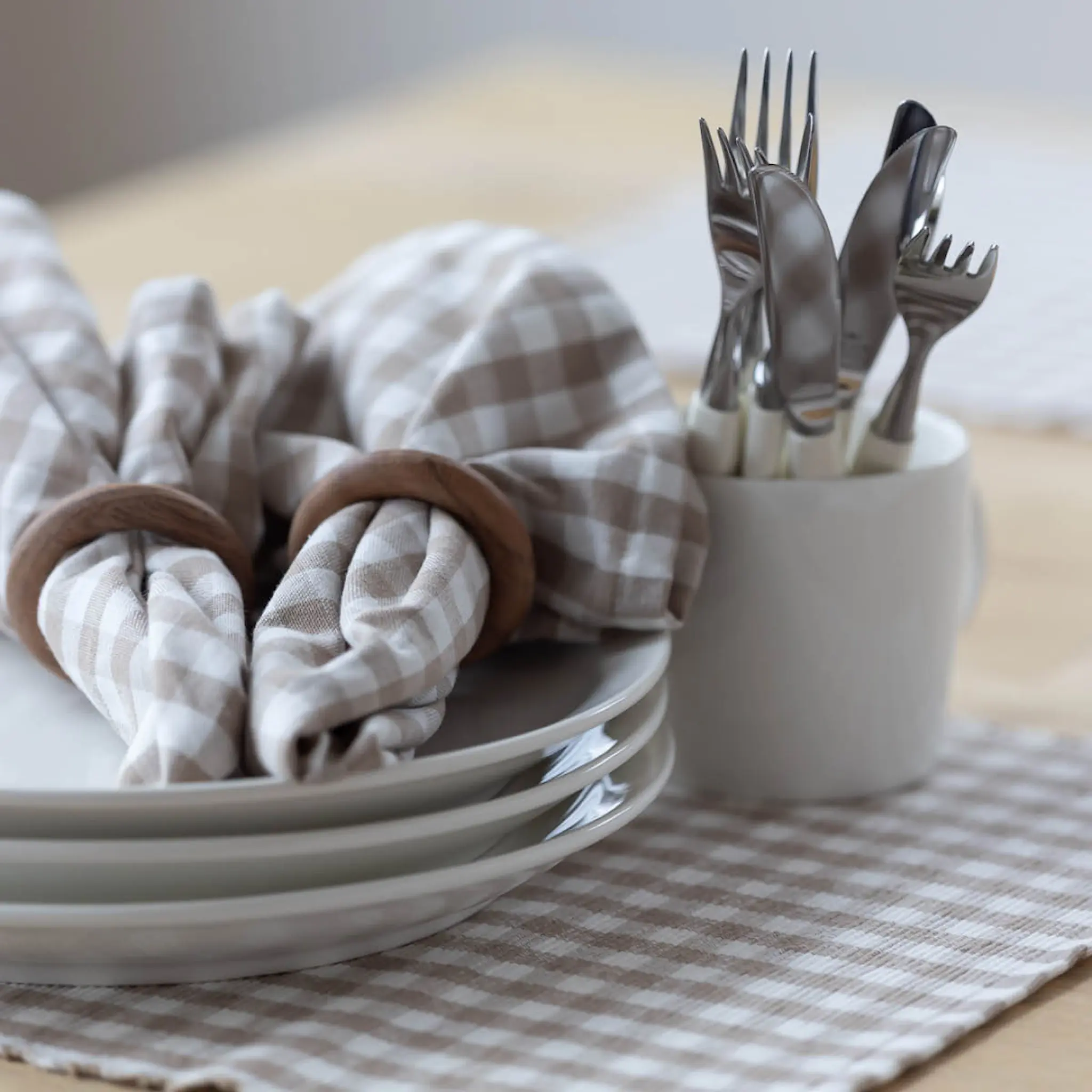 Sögne Home Servettring 6x6 cm 6-pack akaciaträ