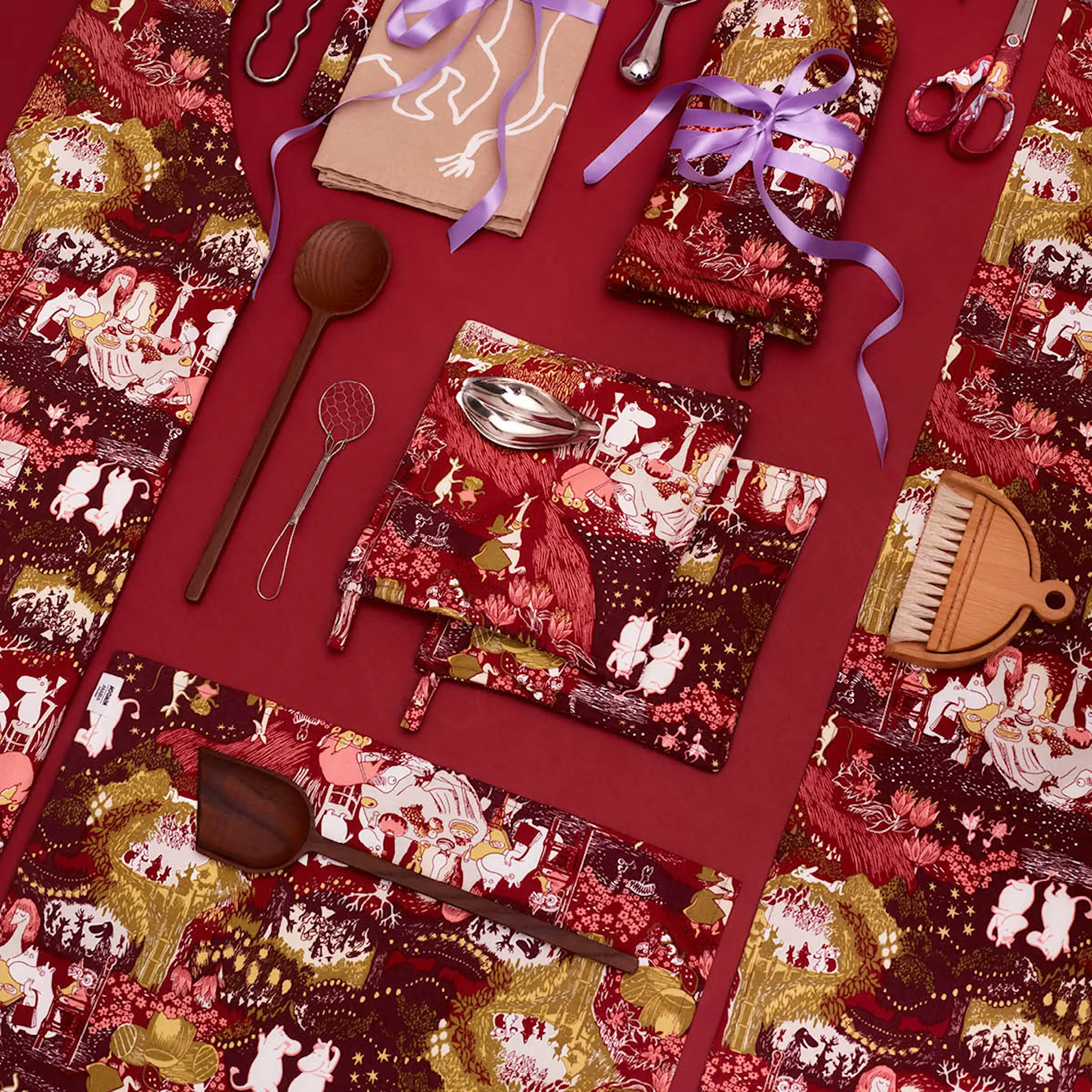 Moomin Arabia Muumi Pöytätabletti 31x46 cm Juhlan aika