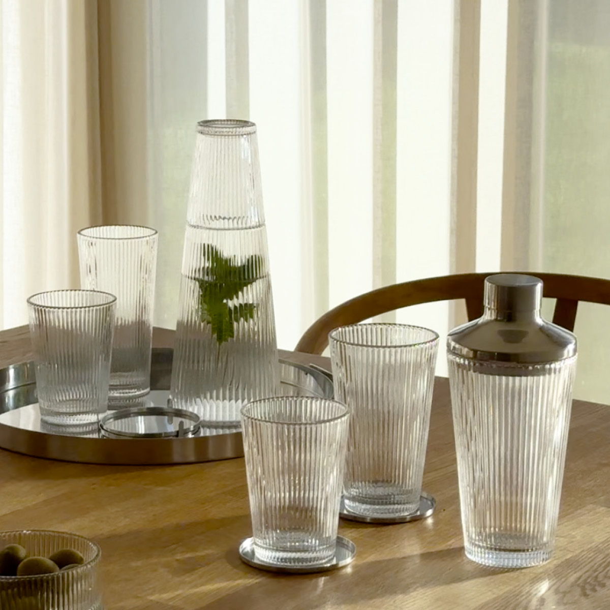 Stelton Arne Jacobsen serveringsbricka 33,5 cm stål