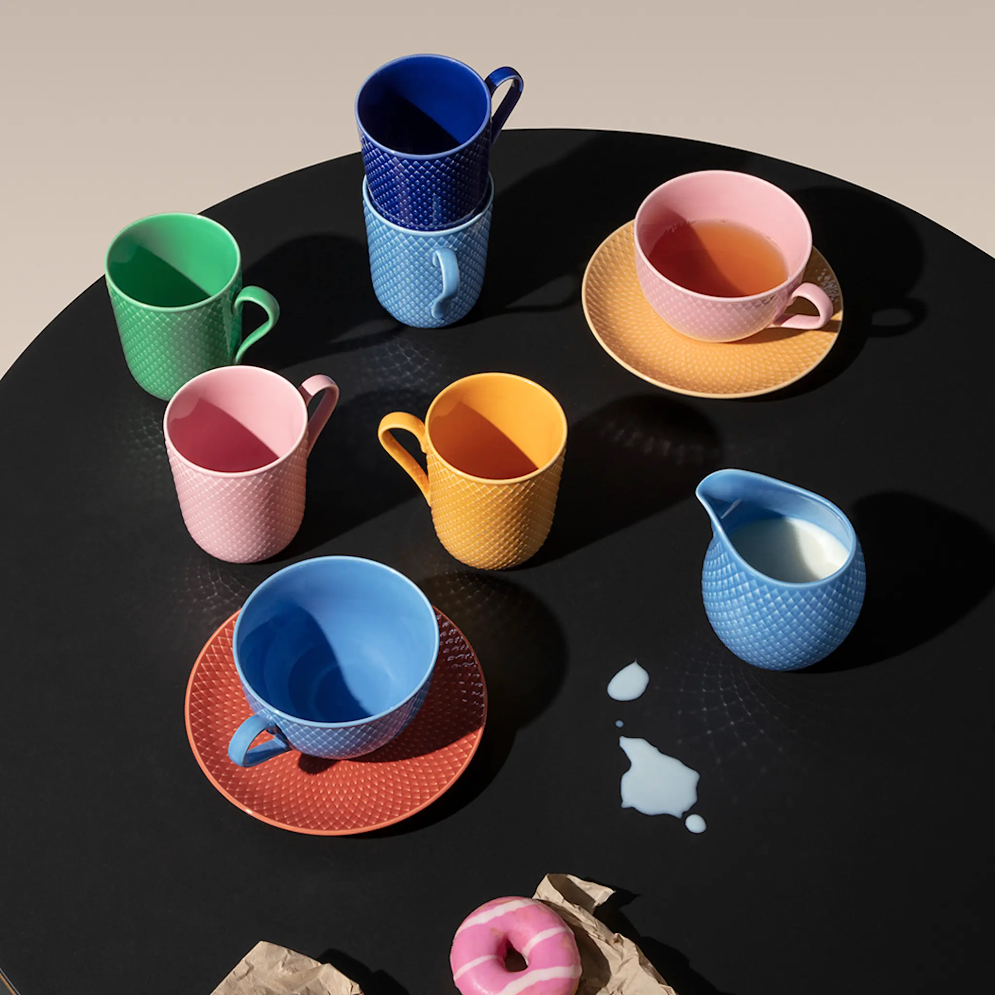 Lyngby Porcelæn Rhombe Color Muki korvalla 33 cl Sininen