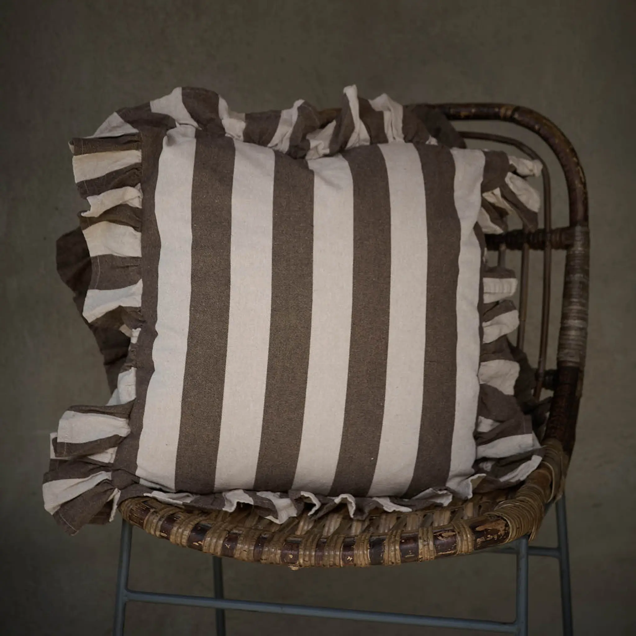 Fondaco Amalia kuddfodral 48x48 cm nougat