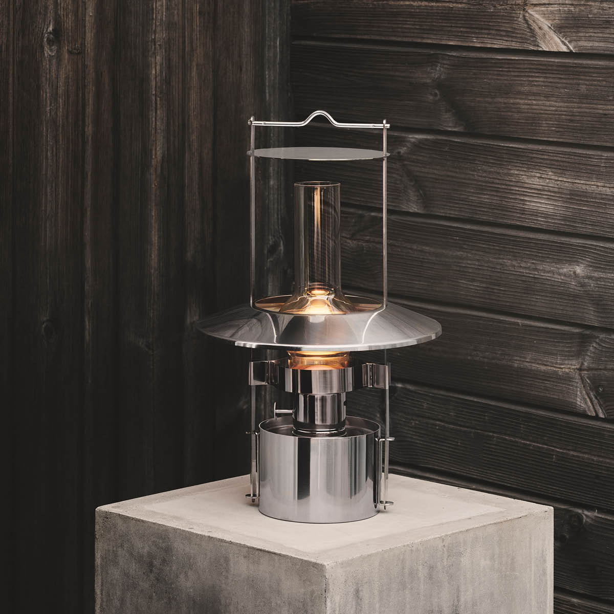 Stelton EM portable LED skeppslampa 43 cm stål