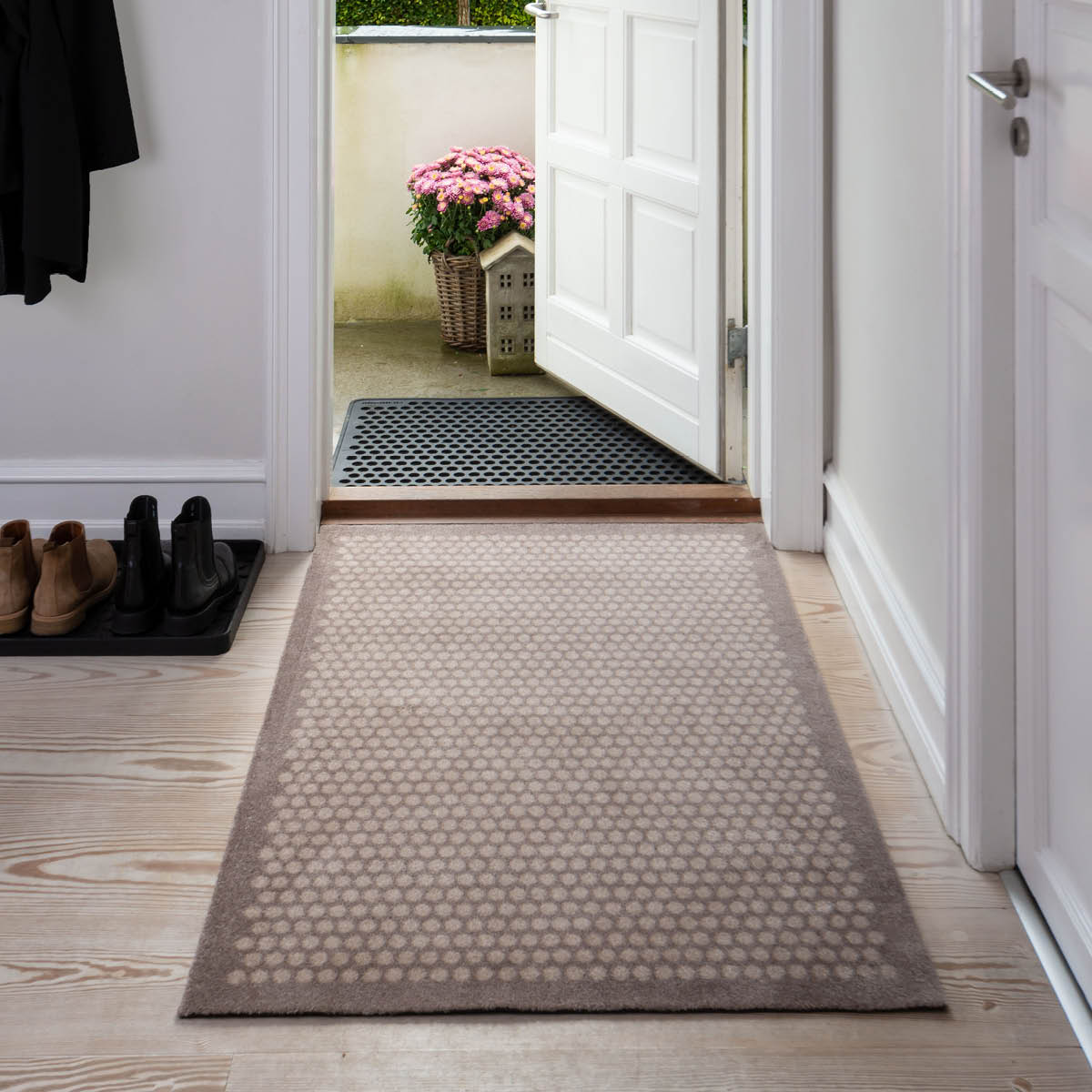 Tica Copenhagen Dot golvmatta 130x90 cm sand/beige