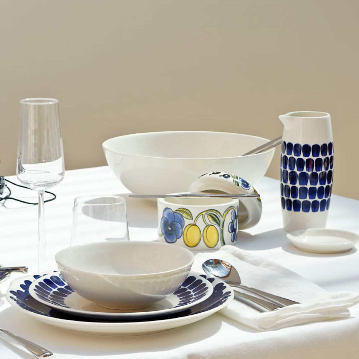 Arabia Tuokio kanna 0,5 L koboltblå