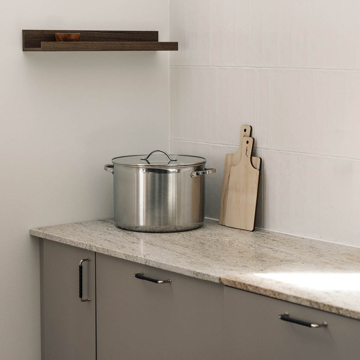 Sabor Trevig skärbräda 34x16,5 cm Accoya