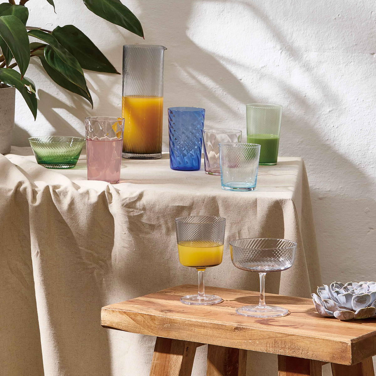 Aida RAW Unique swirl highball glas 45 cl green