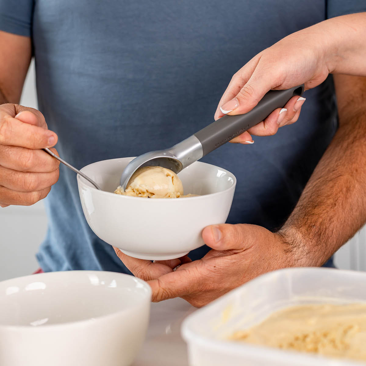 KitchenAid KitchenAid Classic iskremskje 21 cm charcoal grey