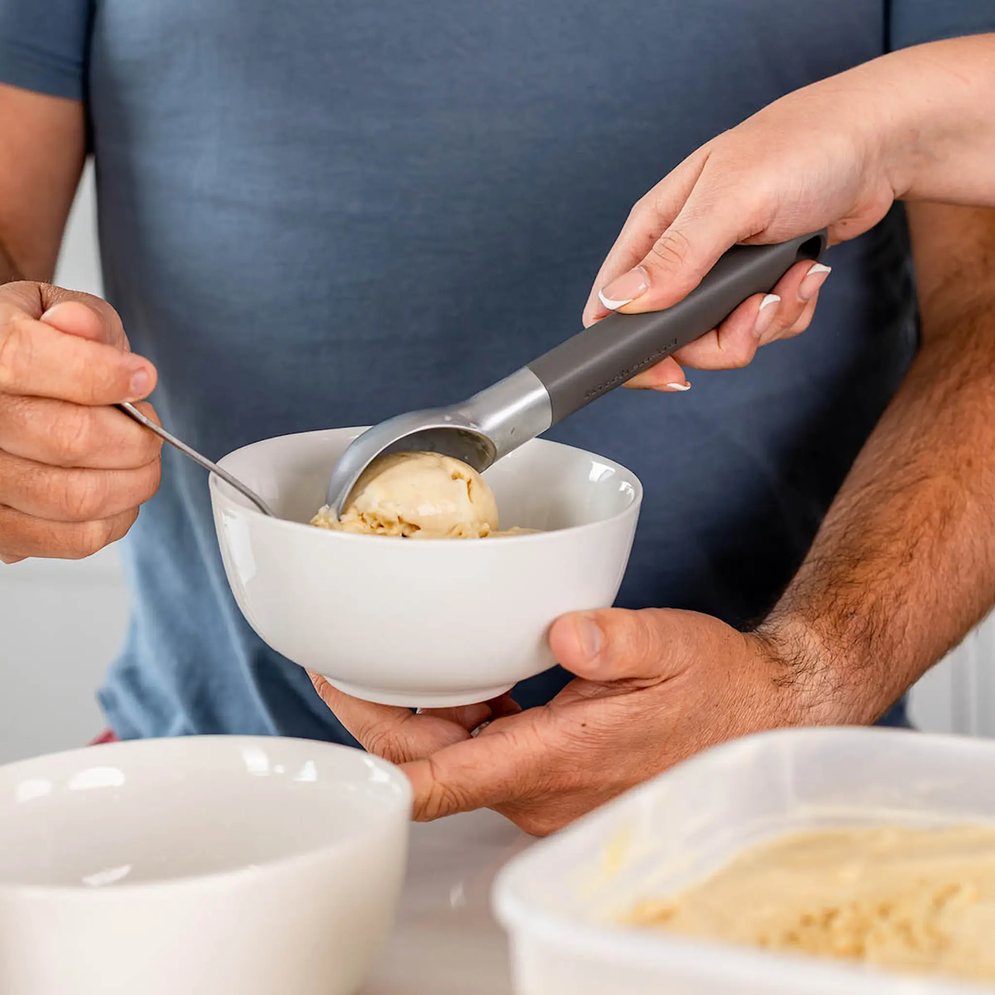 KitchenAid KitchenAid Classic iskremskje 21 cm charcoal grey