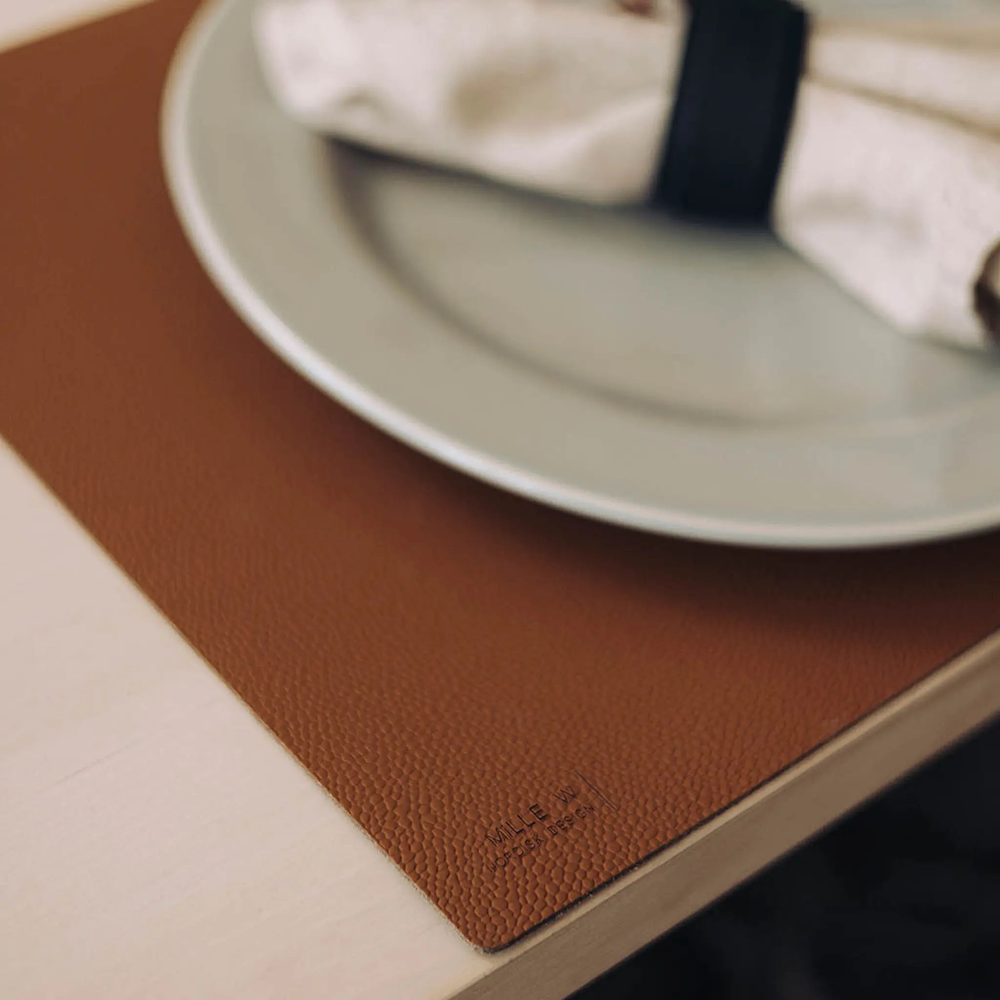 MiLLE W NORDISK DESIGN Rectangular Pöytätabletti 45x35 cm Ruskea