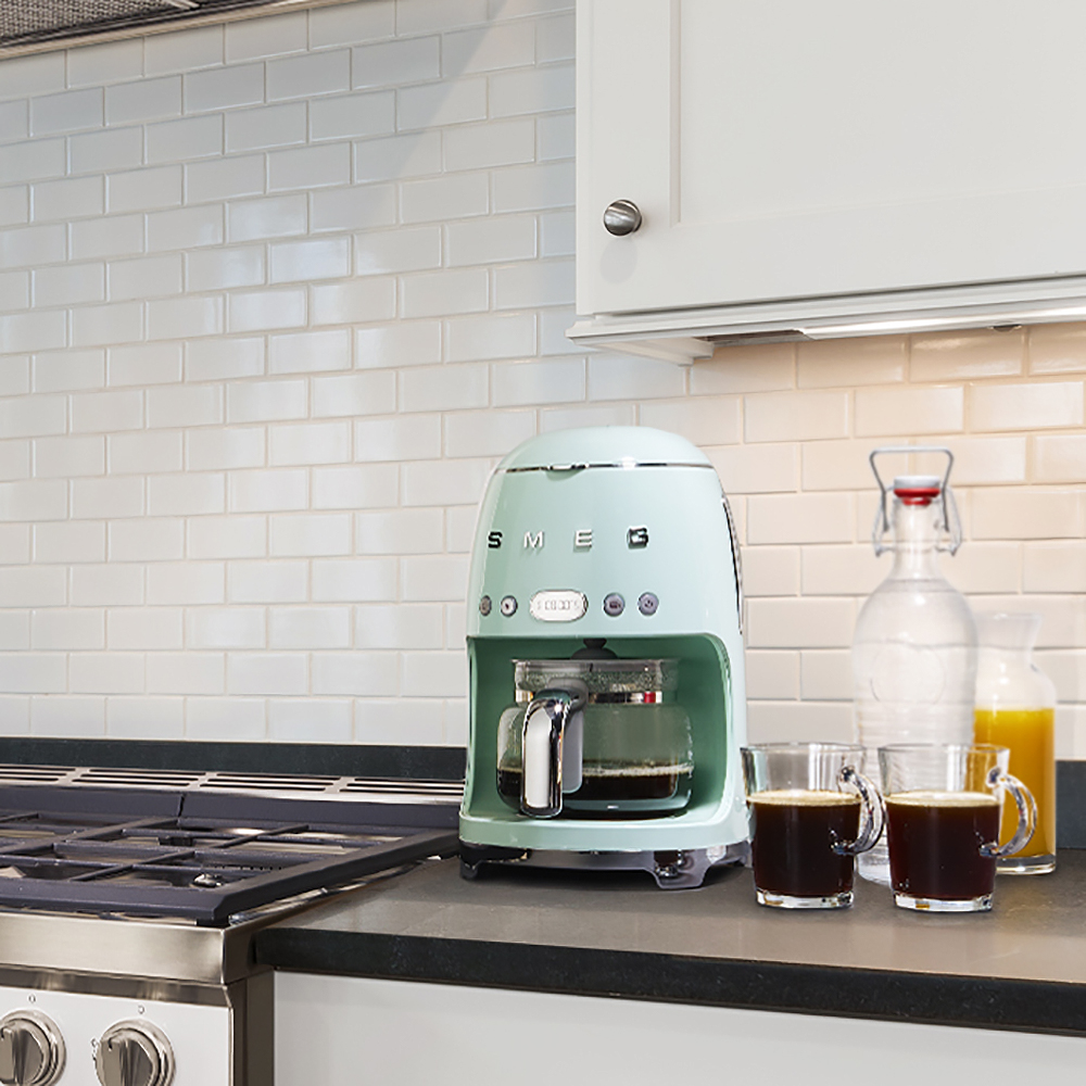 Smeg Kaffetrakter DCF02 1,4L pastellgrønn