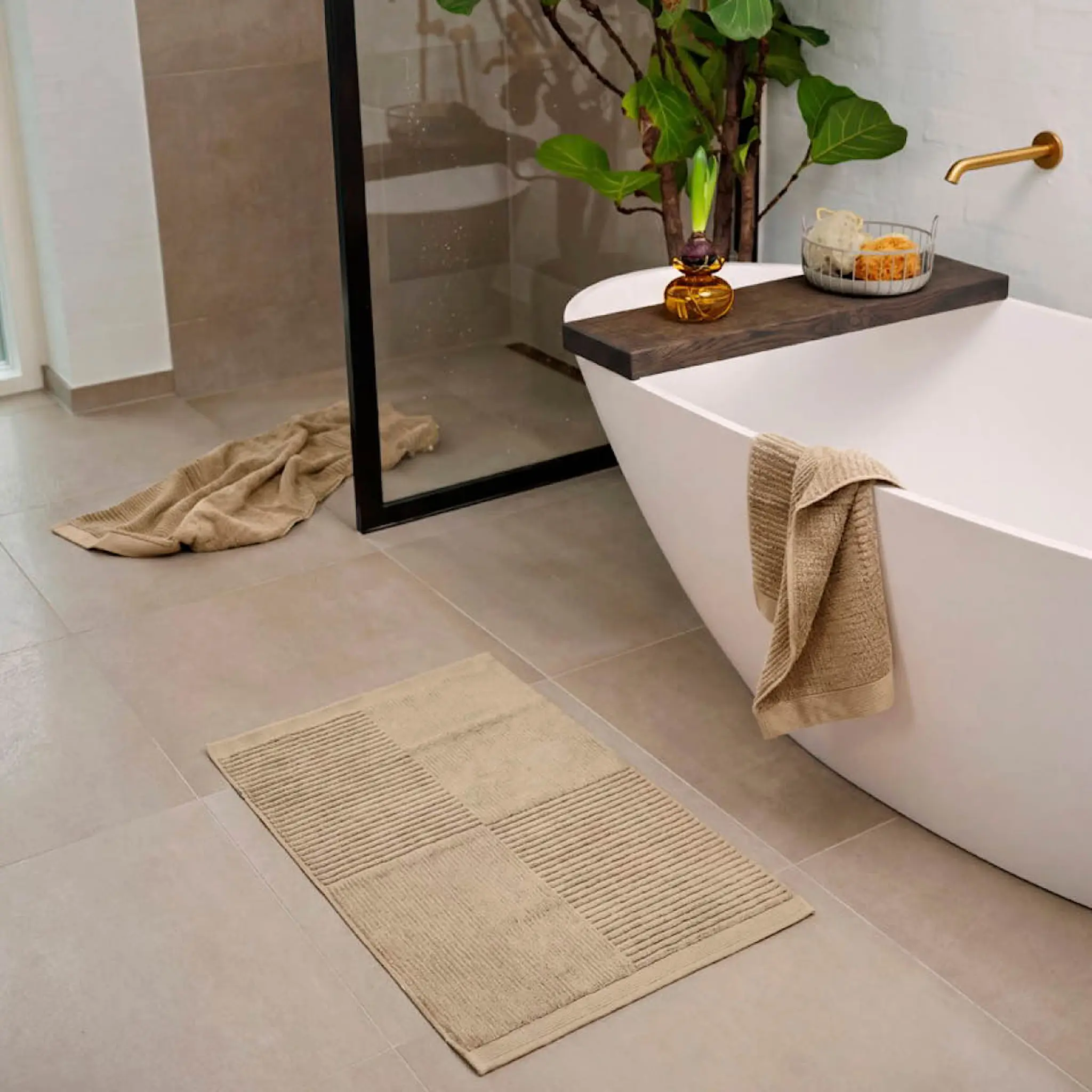 Zone Denmark Classic kylpyhuonematto 50x80 cm kamelinruskea