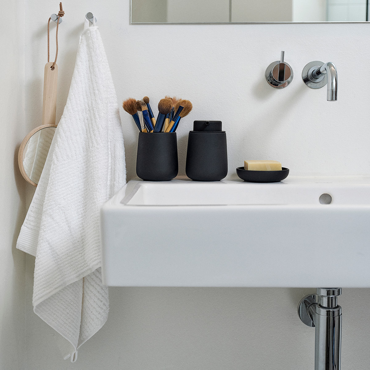 Zone Classic handduk 50x100 cm white