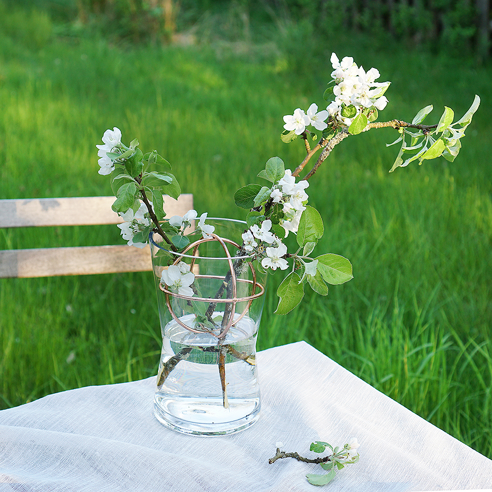 Born in Sweden Sphere Maljakko Medium Kulta