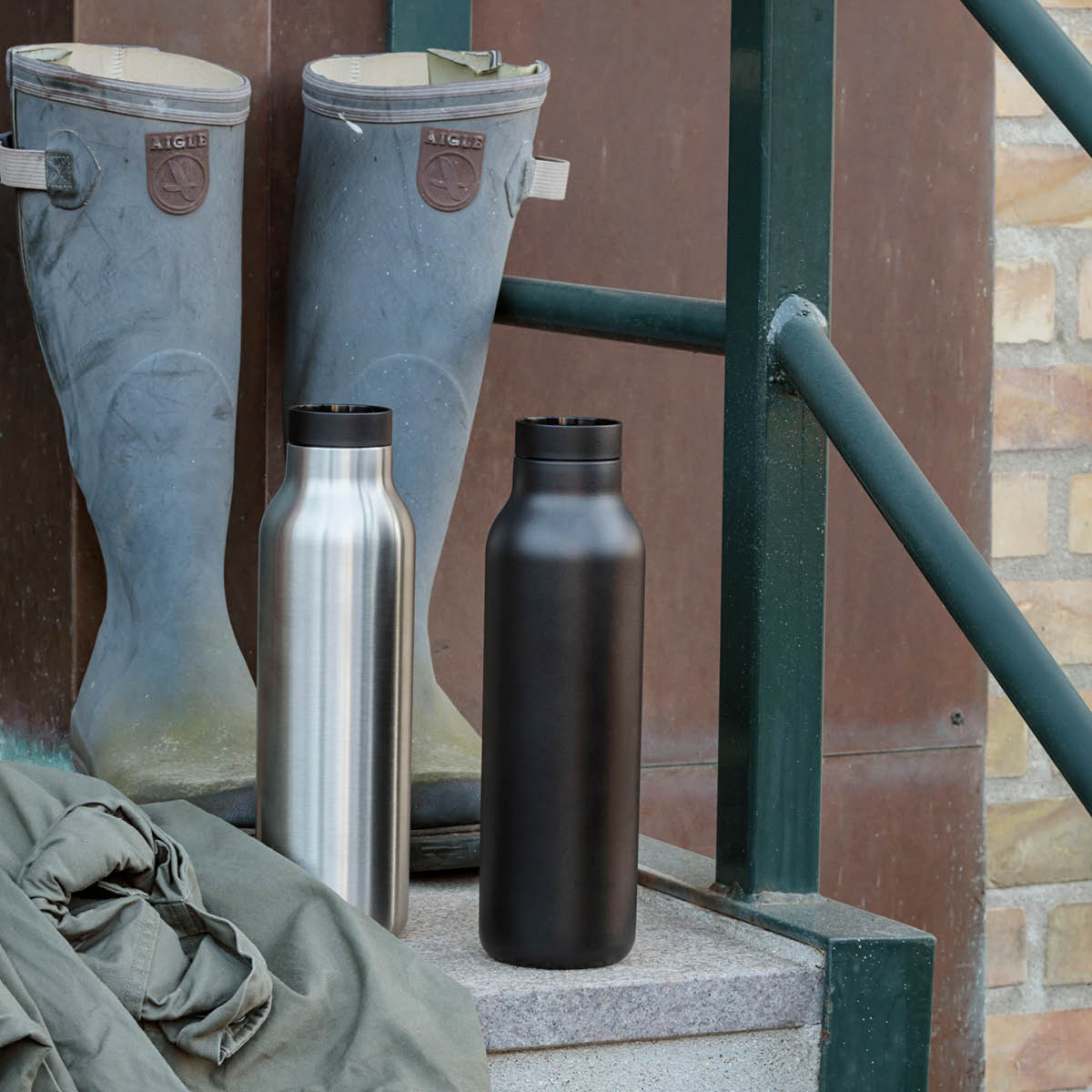 Eva Solo To Go Urban termoflaske 0,7L svart/stål