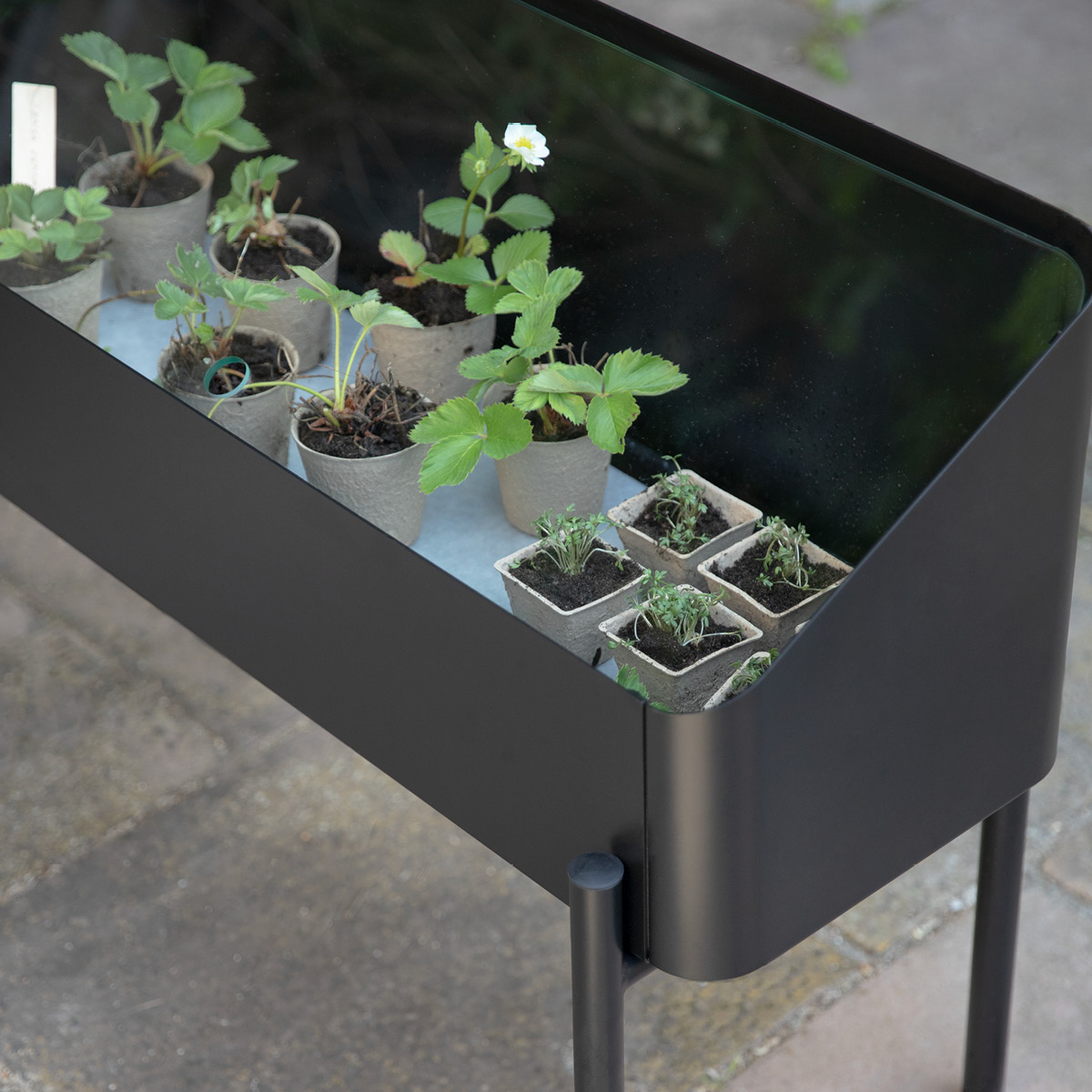 Eva Solo Simply Grow Groningslåda 33x80x63 cm svart