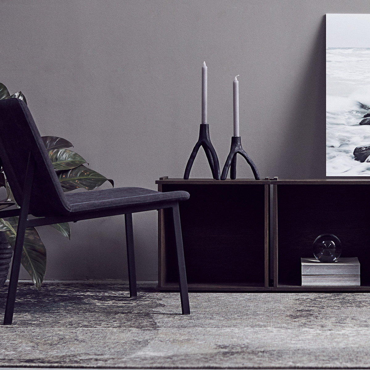 Muubs Aion ljusstake 17 cm svart