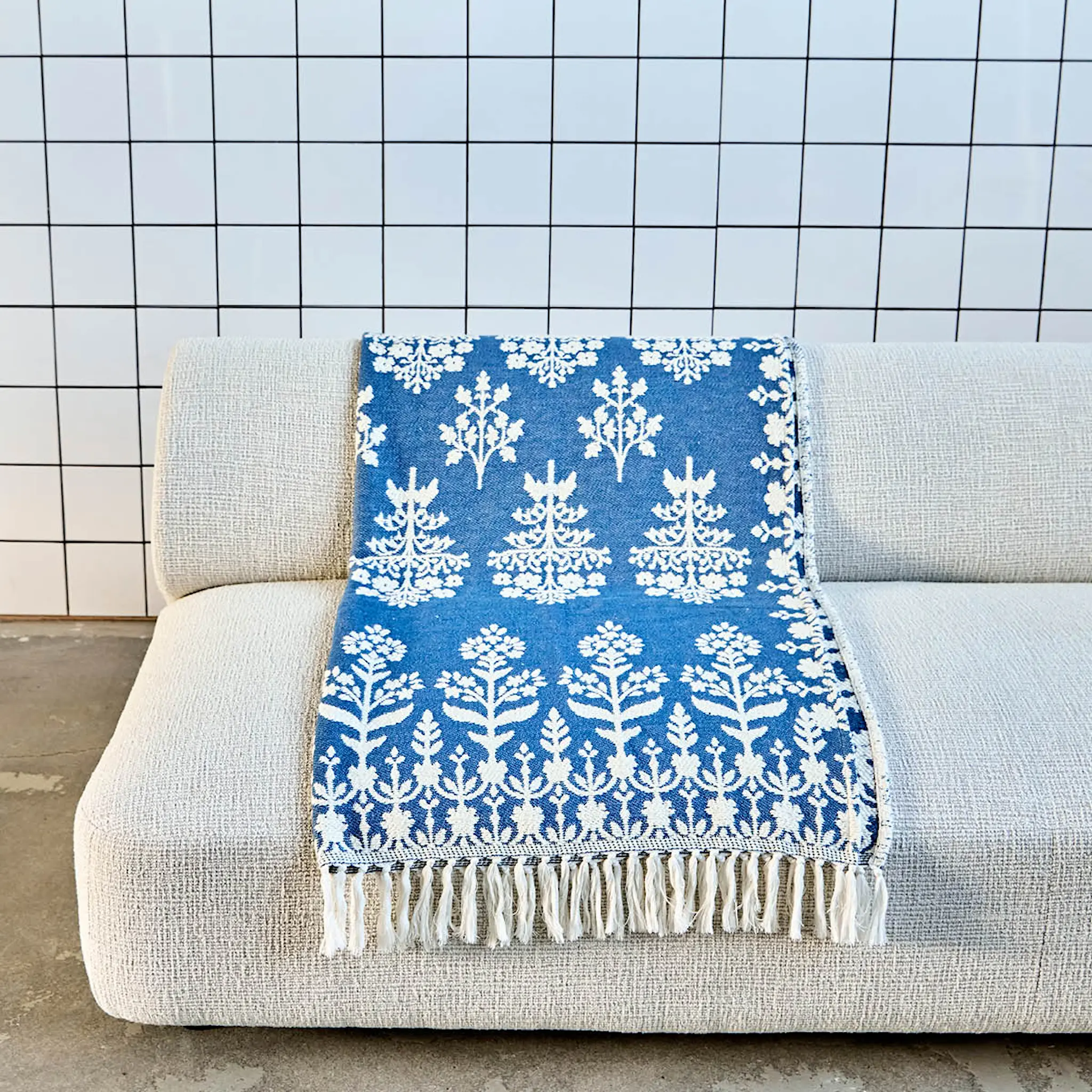 House Doctor Mazzo pläd i bomull 200x150 cm blå