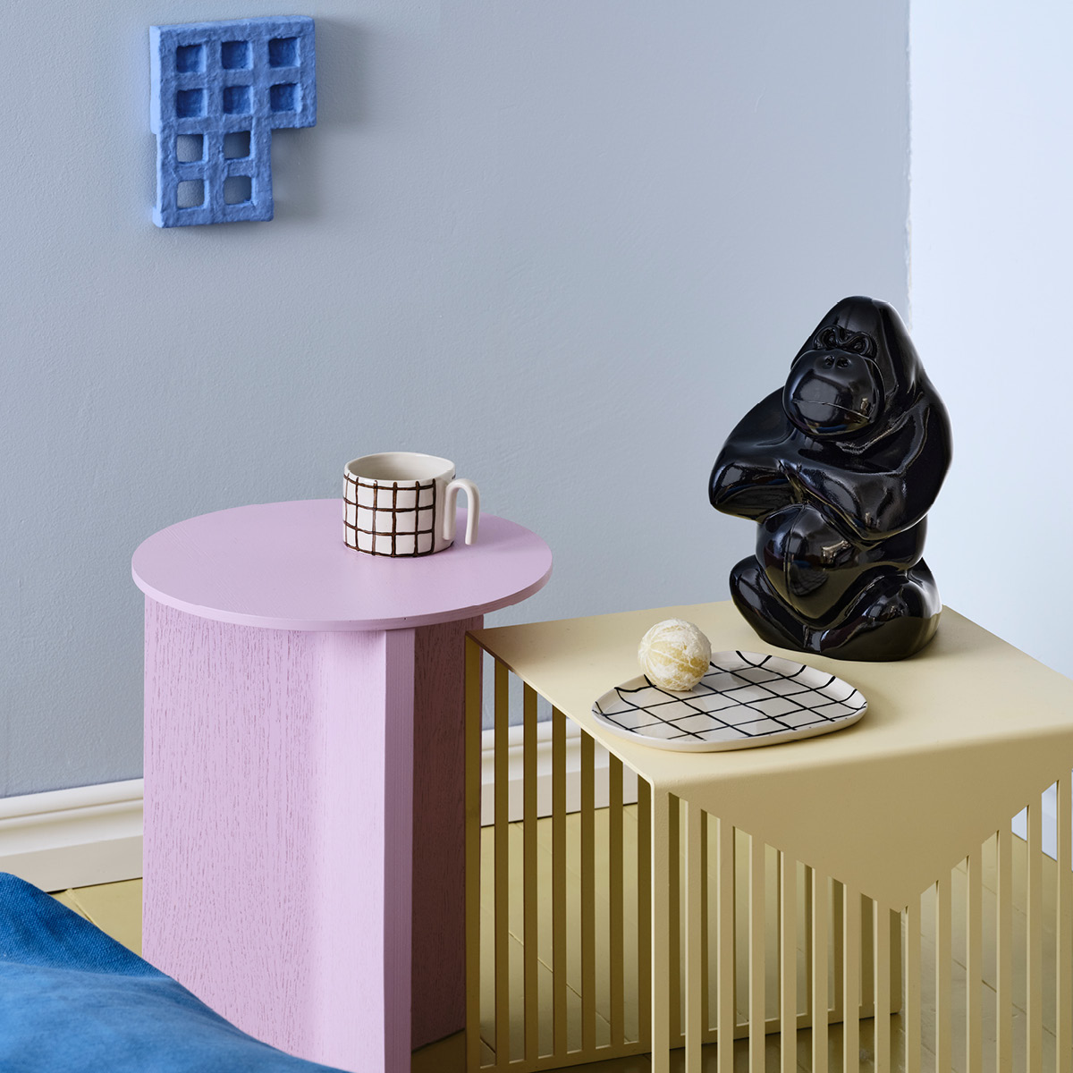 Kosta Boda Skulptur Gabba Gabba Hey 30,5 cm svart