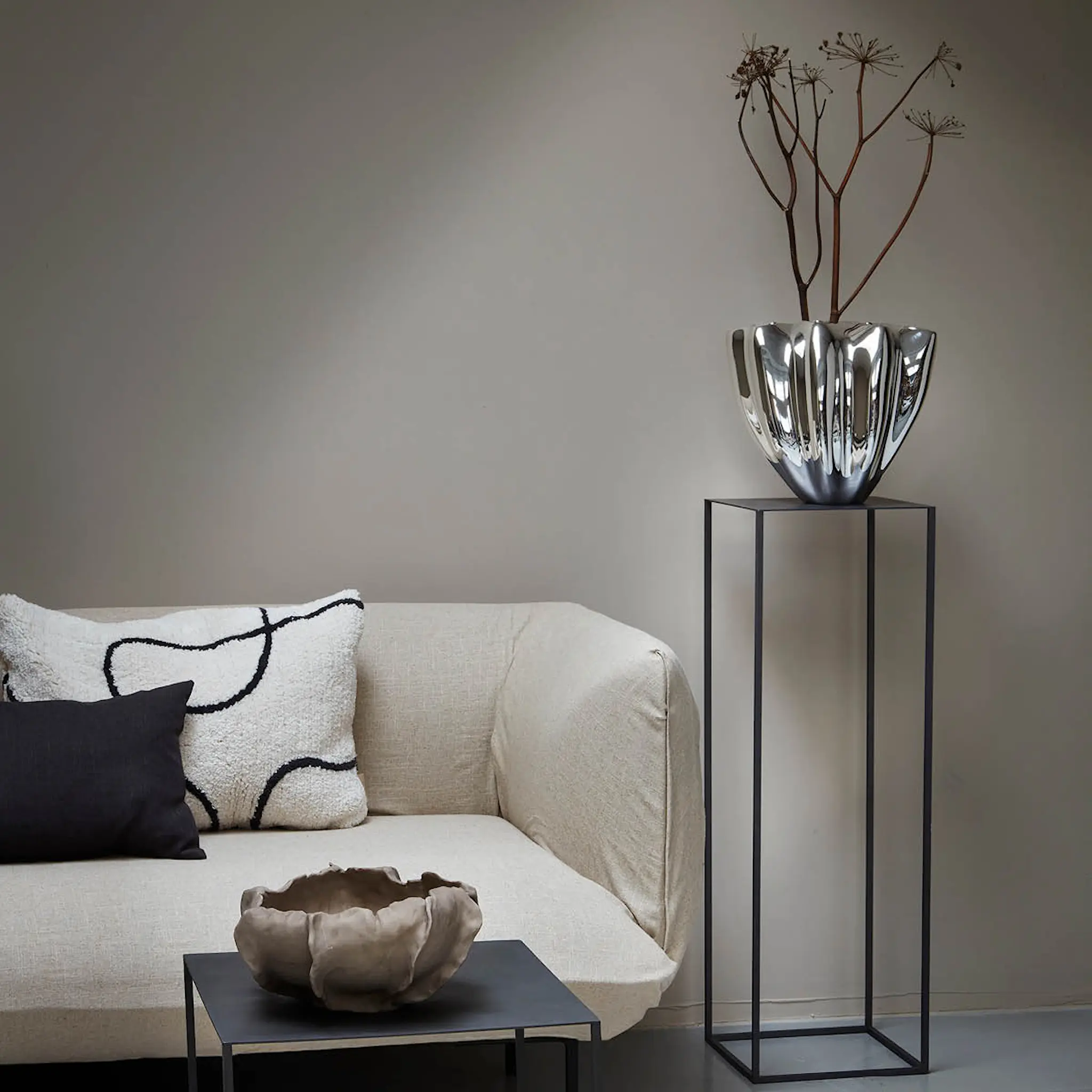 Mette Ditmer Shell vase 30 cm krom