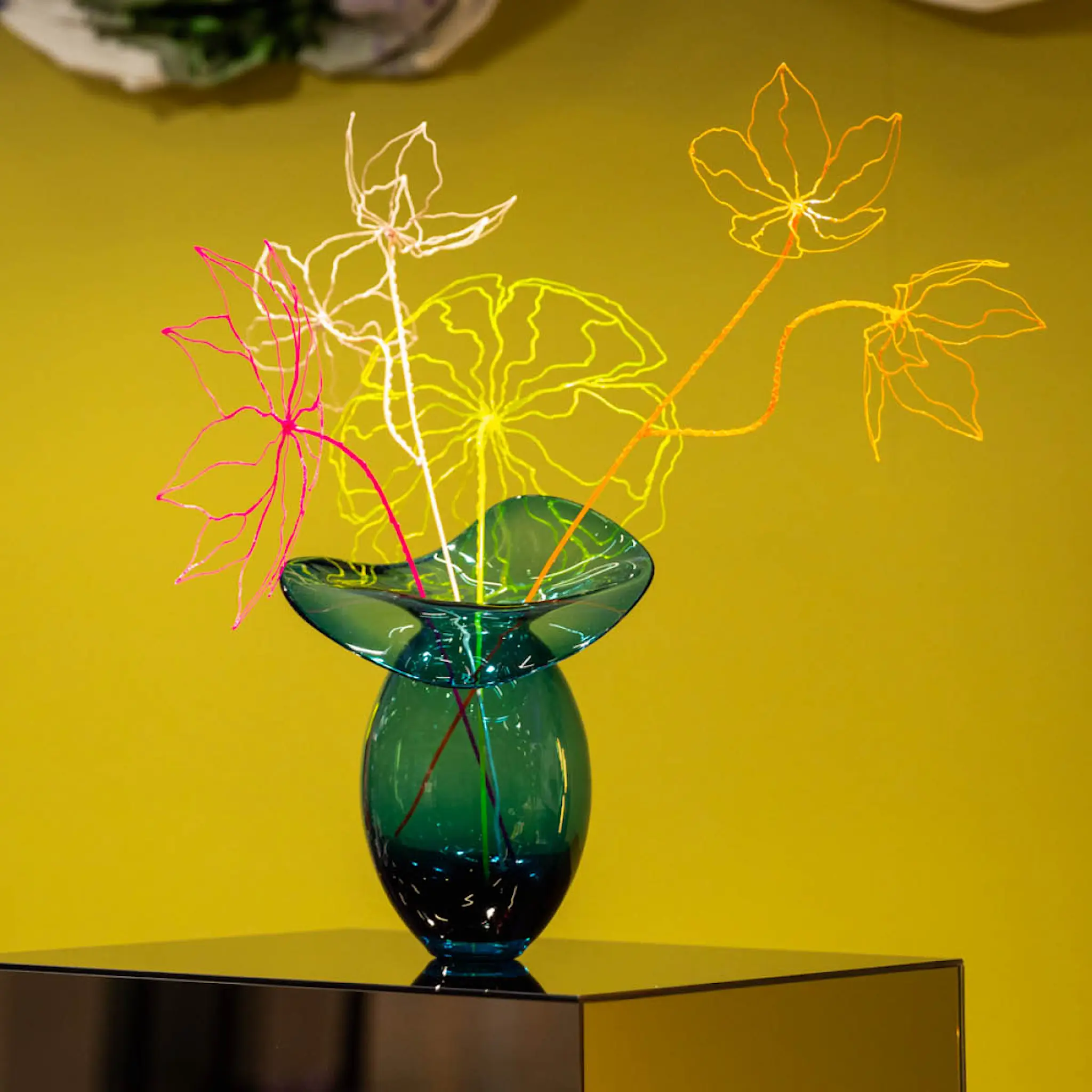 Magnor Iris vase 30 cm teal