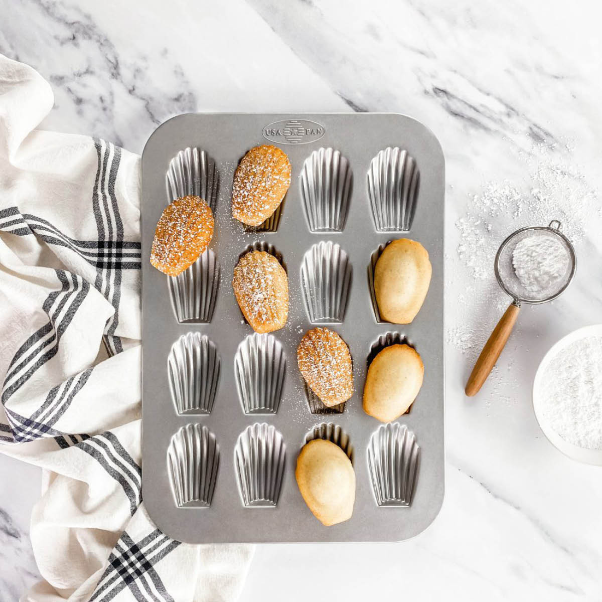 USA Pan Madeleinevuoka 5x8 cm 12 kakkua alumiinipinnoitettu teräs