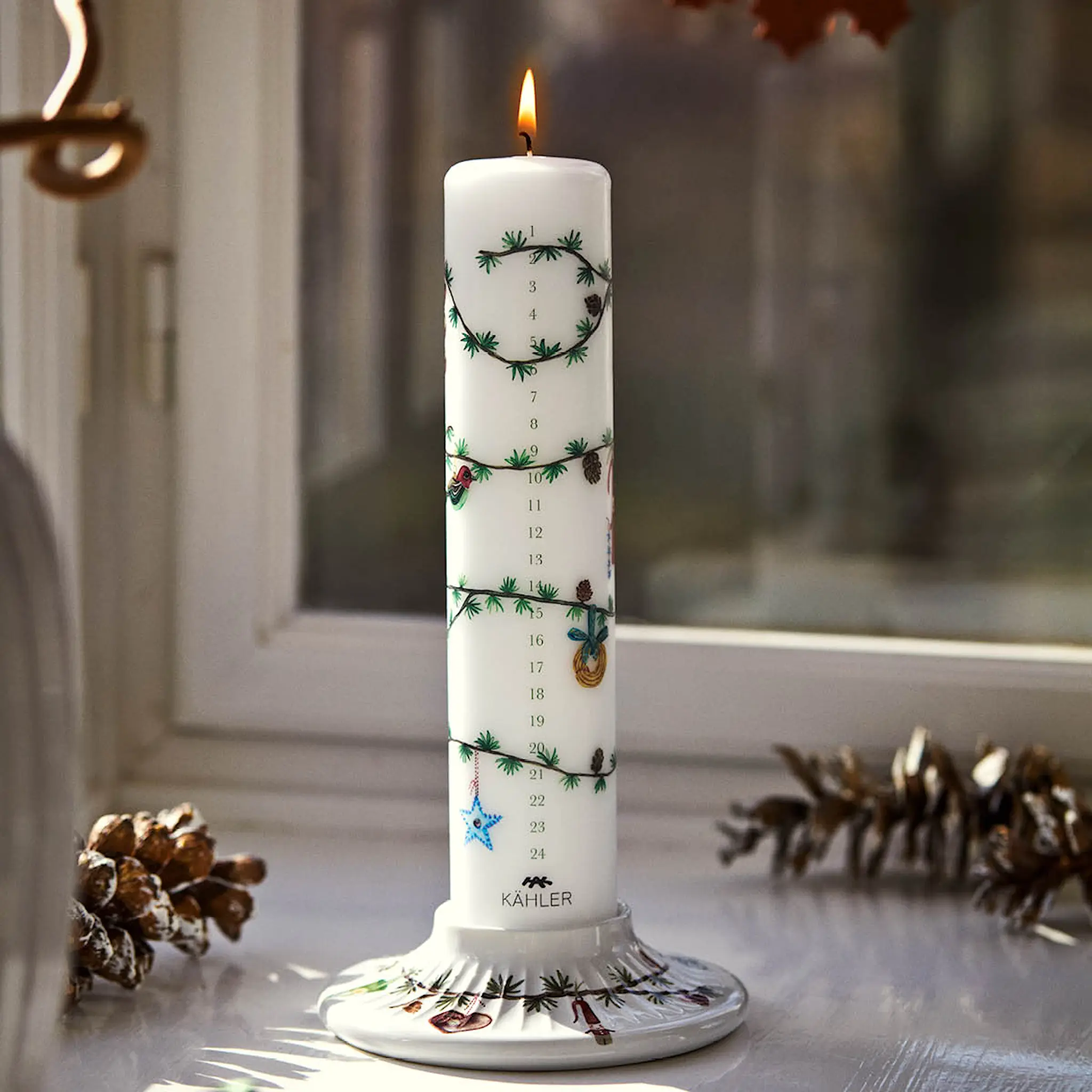 Kähler Hammershøi Christmas adventsljus 2026 25 cm vit med dekor