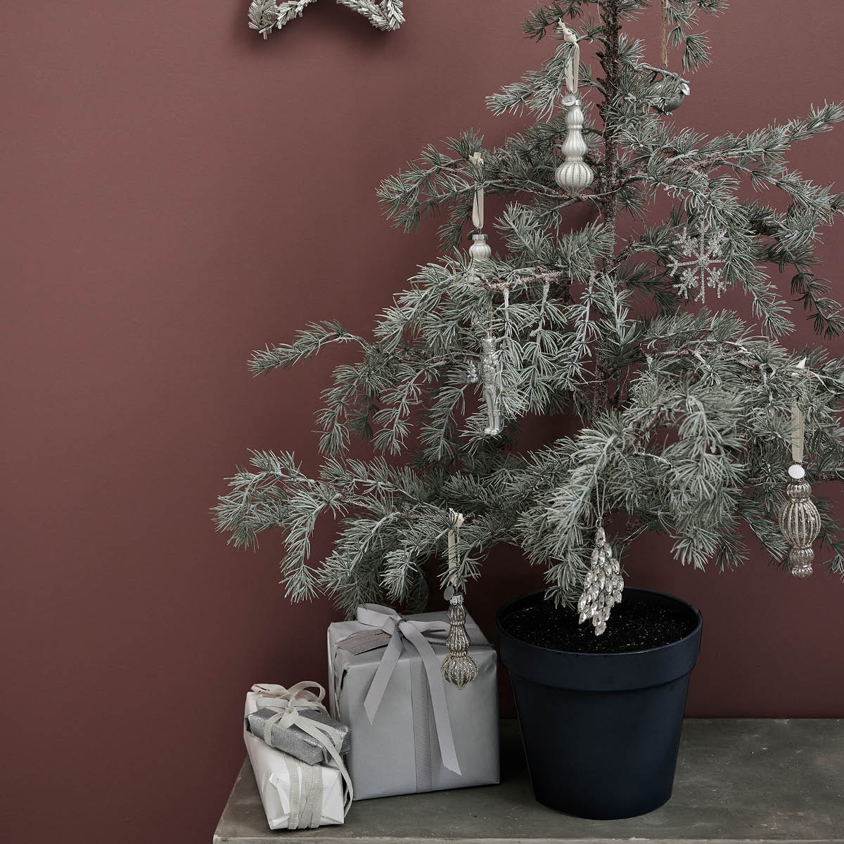 Lene Bjerre Cedille tre med LED-lys 120 cm grønn