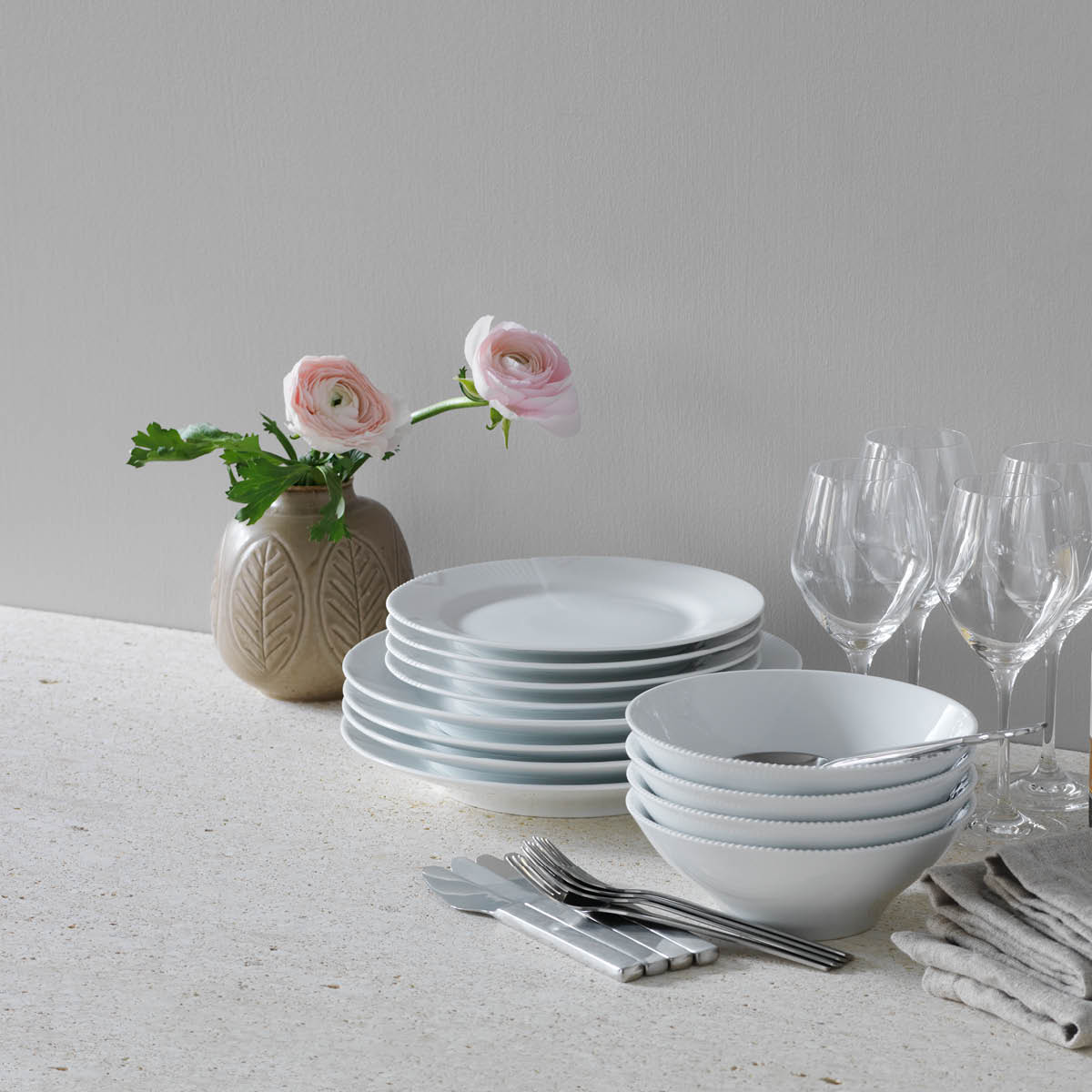 Royal Copenhagen White Elements tallerken flat 28 cm