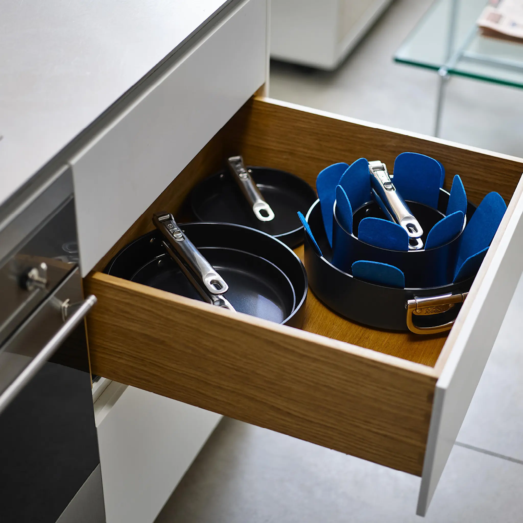 Joseph Joseph Space pannskydd 3 delar midnight blue