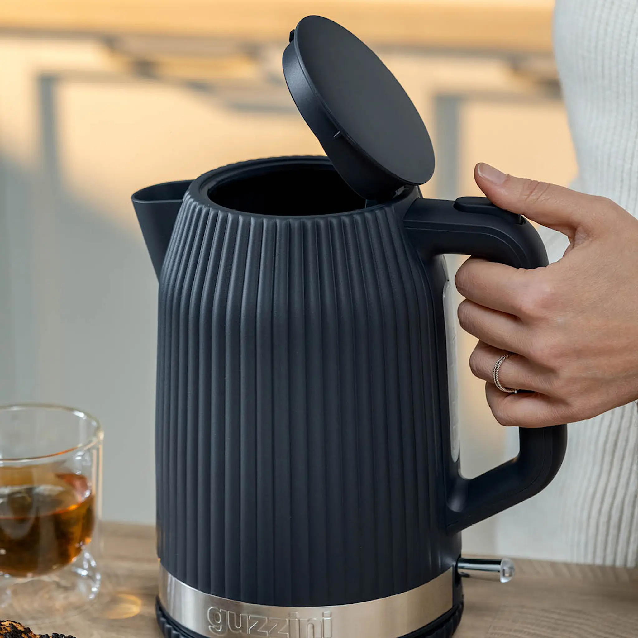 Guzzini Sous Chef vattenkokare 1,7 L 100W grå