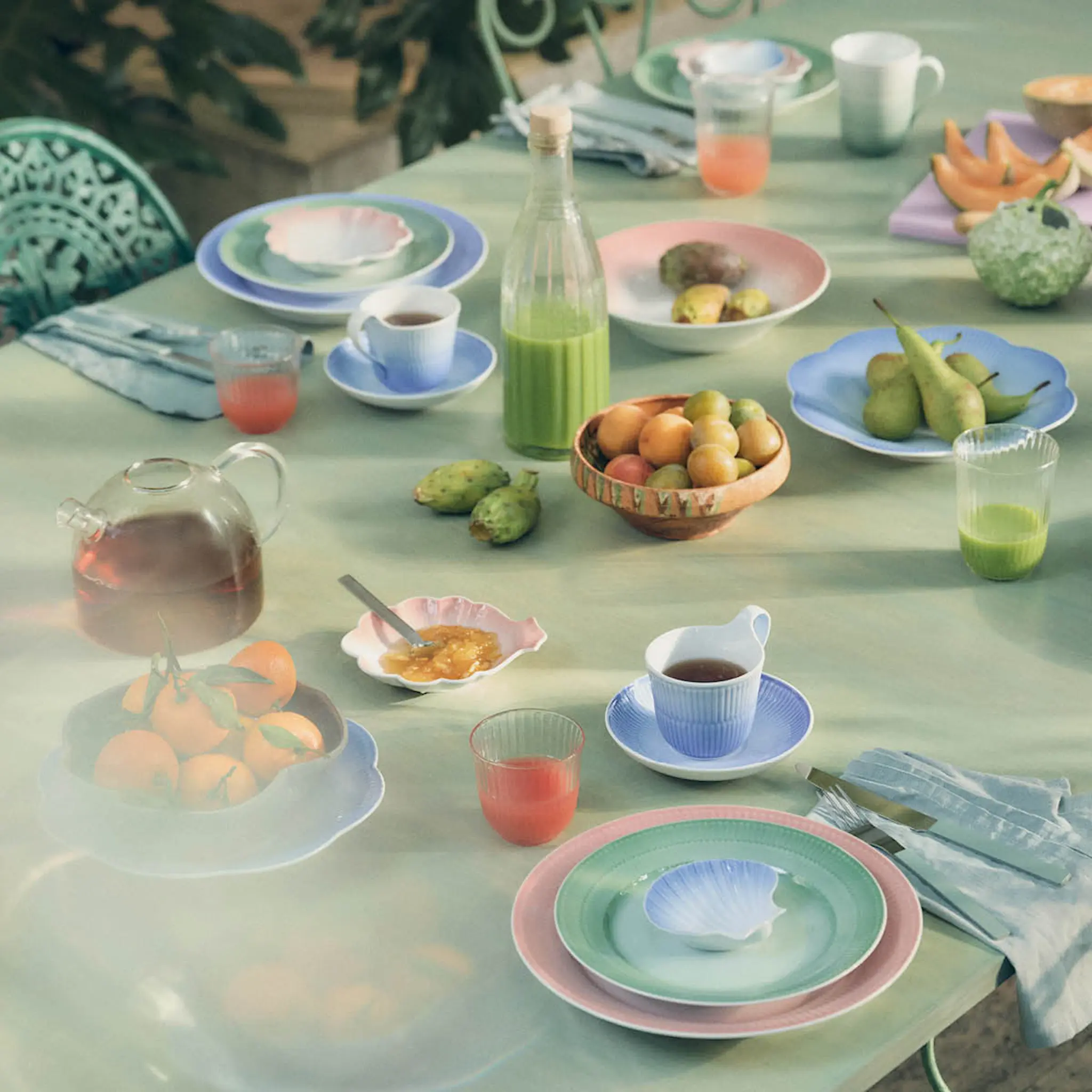 Royal Copenhagen Iris høyhankskopp og skål 25 cl blå