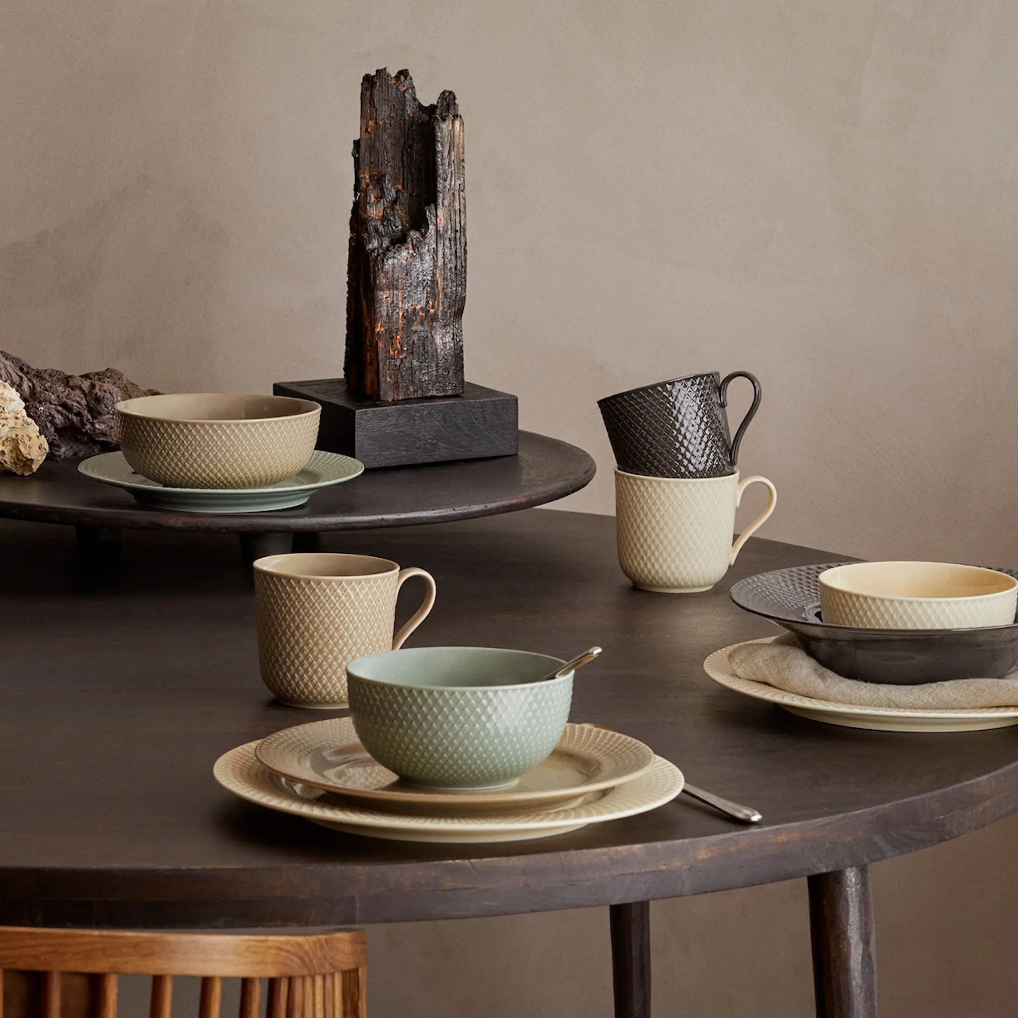 Lyngby Porcelæn Rhombe Earth tallrik 23 cm clay