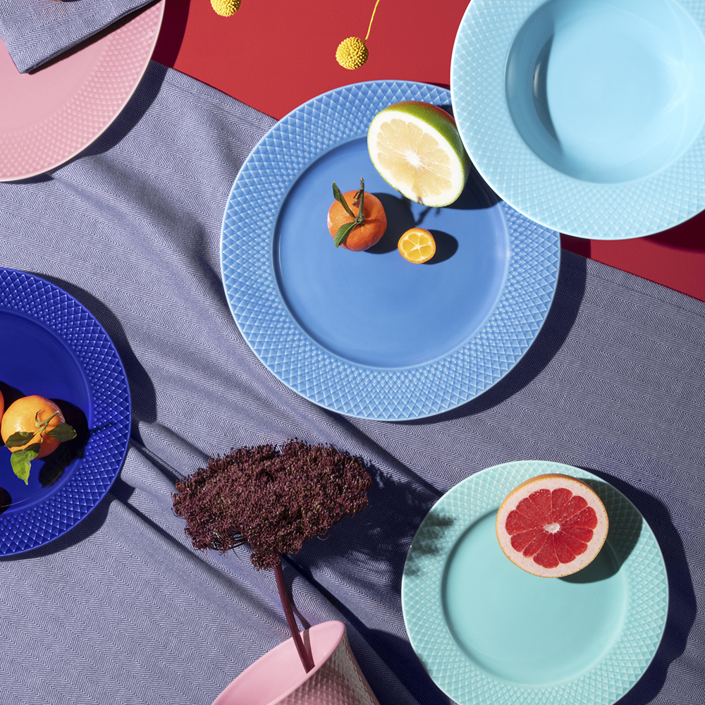 Lyngby Porcelæn Rhombe Color middagstallerken 27 cm blå