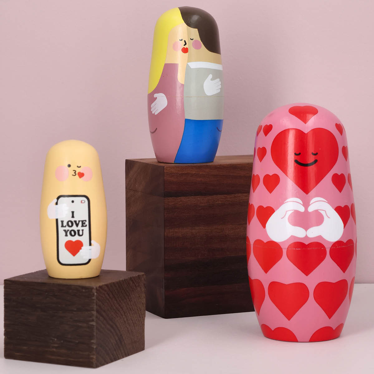 Spring Copenhagen Babushka Love Expressions trefigur 3 stk kirsebærtre