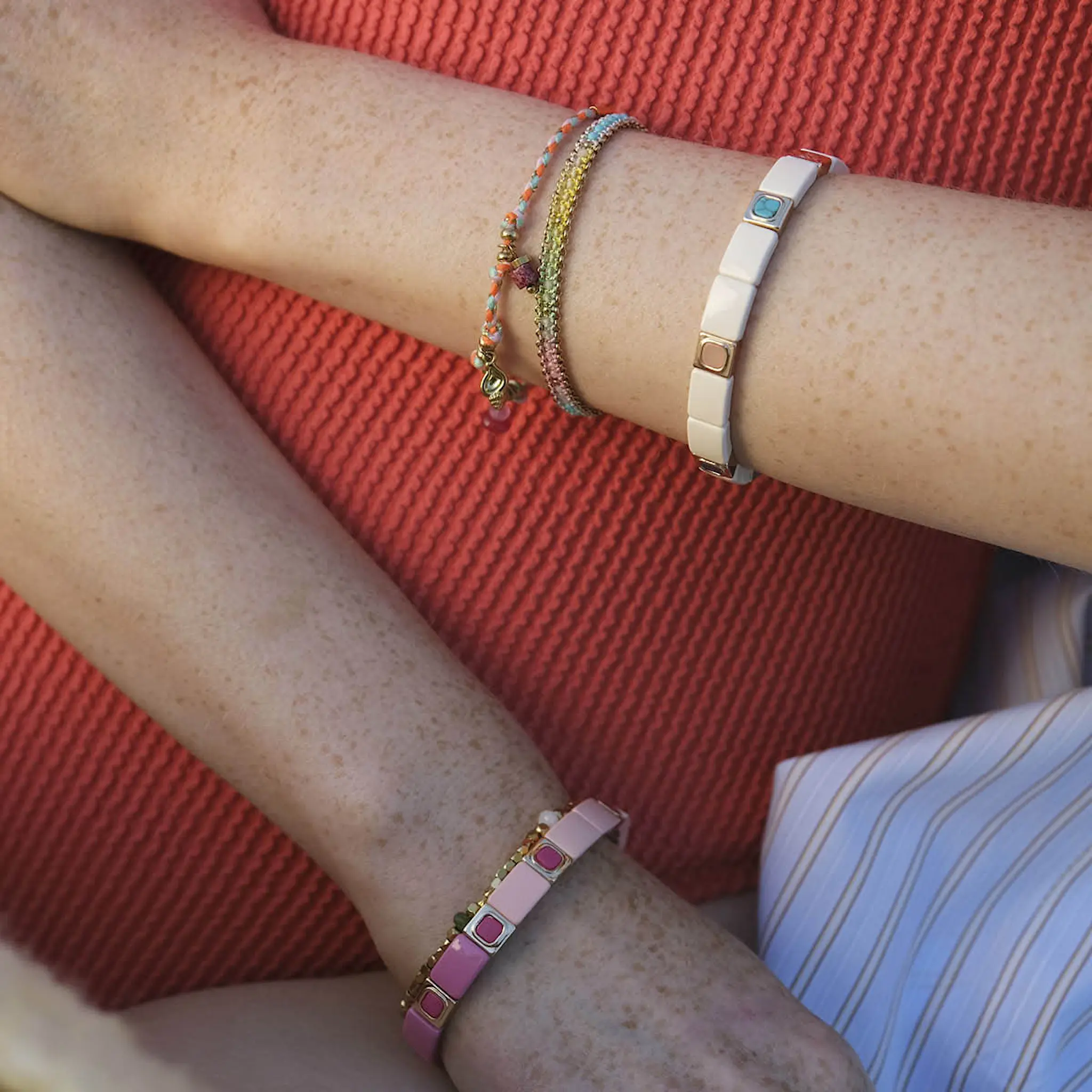A&C Oslo AS Enamel Tiles Stone Line armbånd rosa/gull