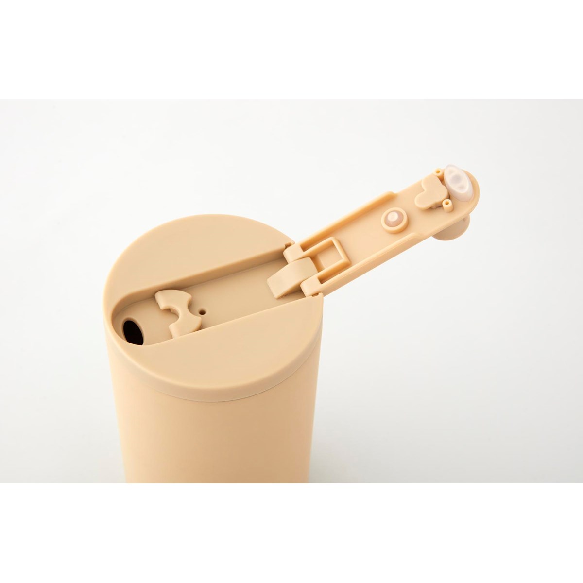 Design Letters Travel Muki 35 cl Beige