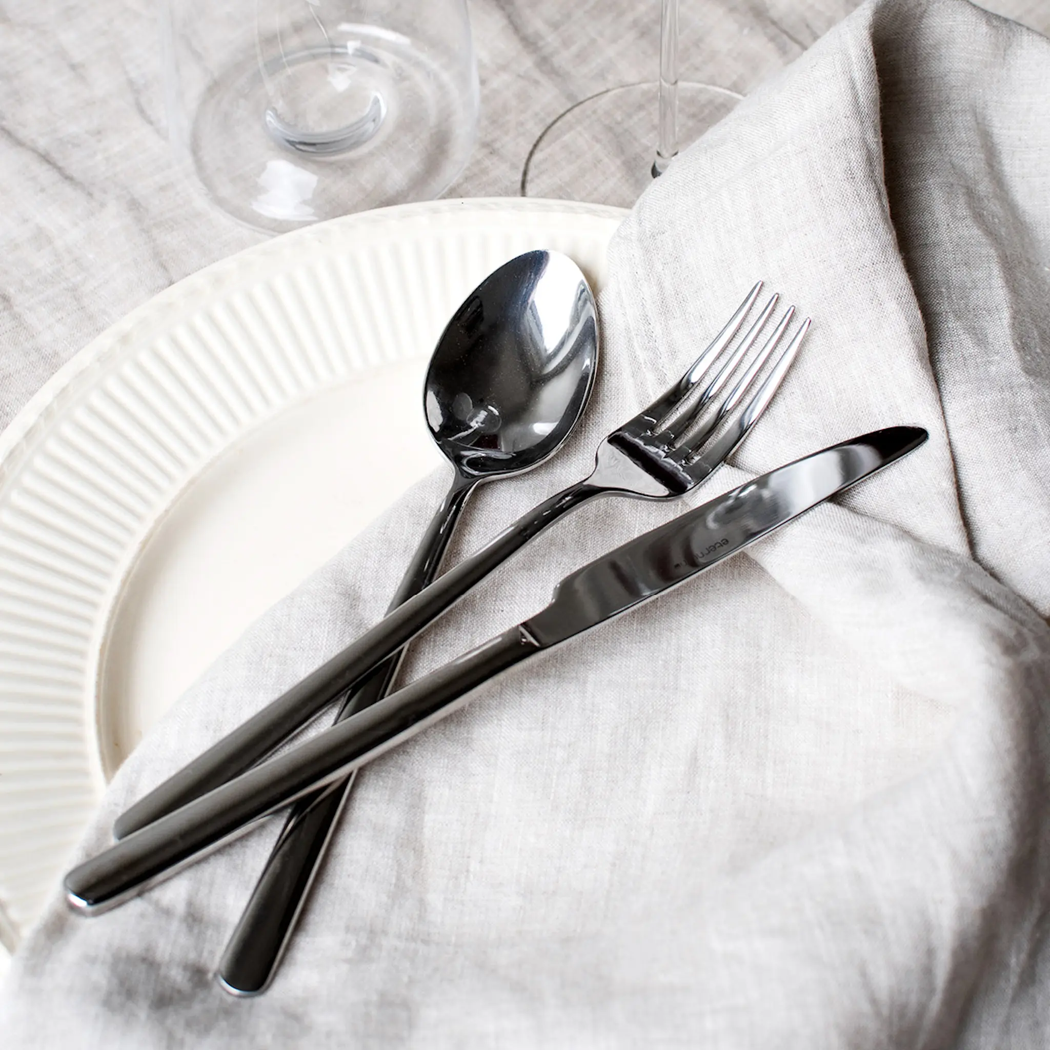 Eternum Nardo bestickset 16 delar rostfritt stål