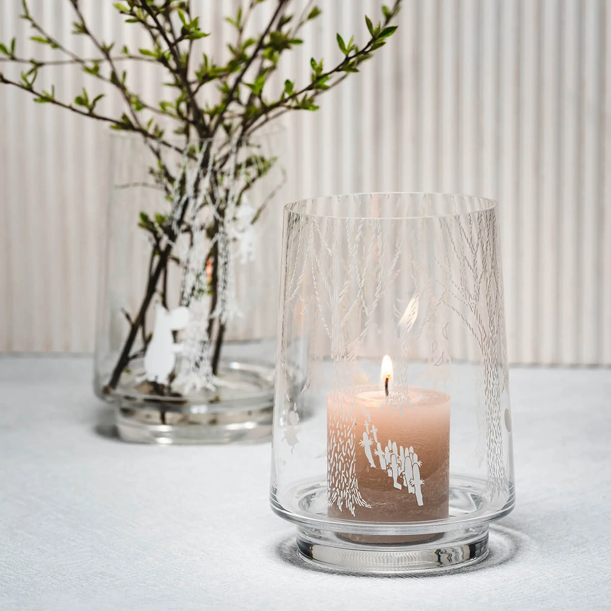 Muurla Mumin vas / ljuslykta 20 cm I skogen