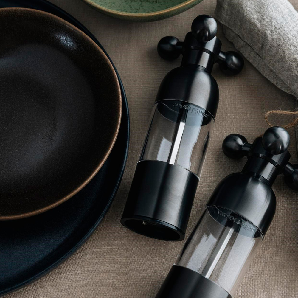 Vargen & Thor Axia salt- & pepparkvarn 18 cm 2-pack svart