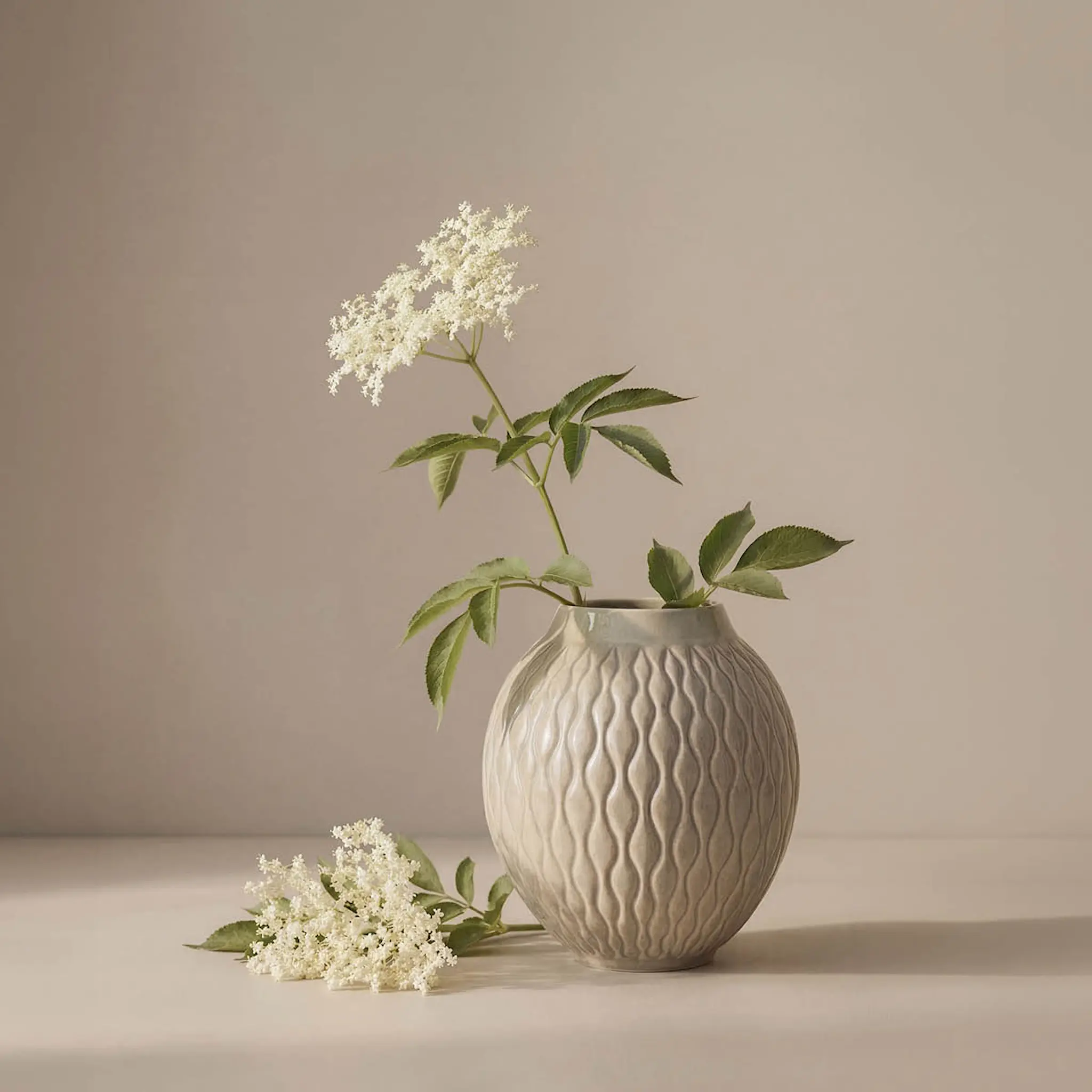 Knabstrup Keramik Solum vas 24 cm ash