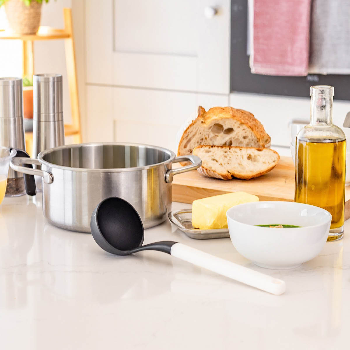 KitchenAid KitchenAid Classic suppeøse 34 cm porcelain white