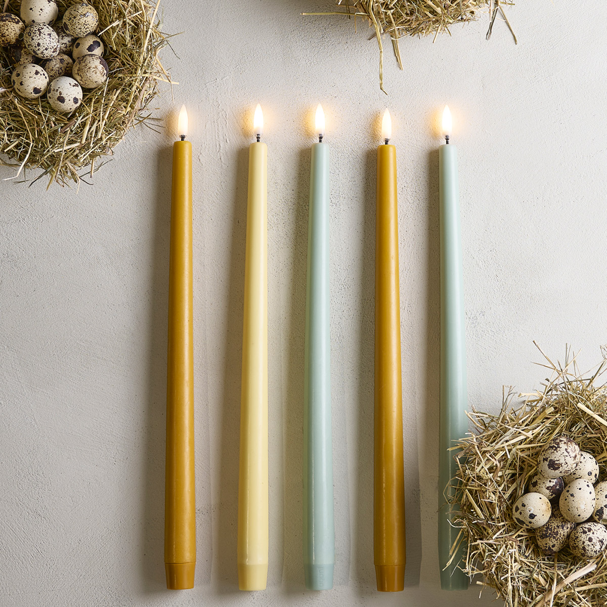 Uyuni Lighting Uyuni LED Kruunukynttilä 32 cm 2 kpl Vaaleankeltainen