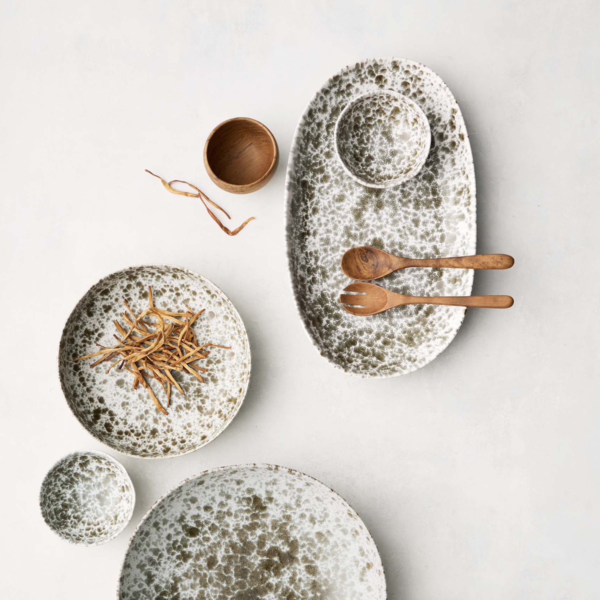 Tell Me More Rivoli Tarjoiluastia 37x21,5 cm Green Splatter