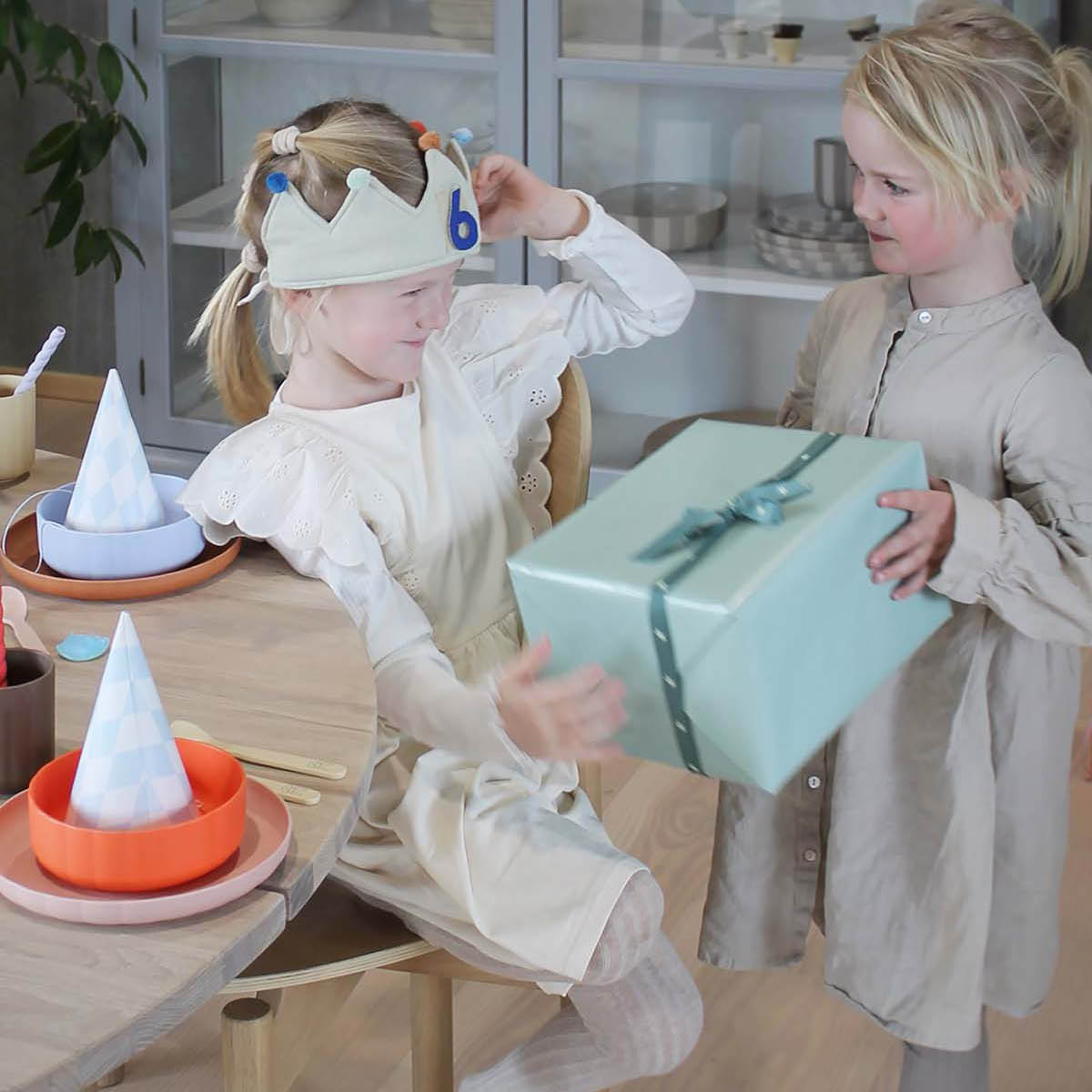 OYOY Magic födelsedagskrona 34x9 cm Multi