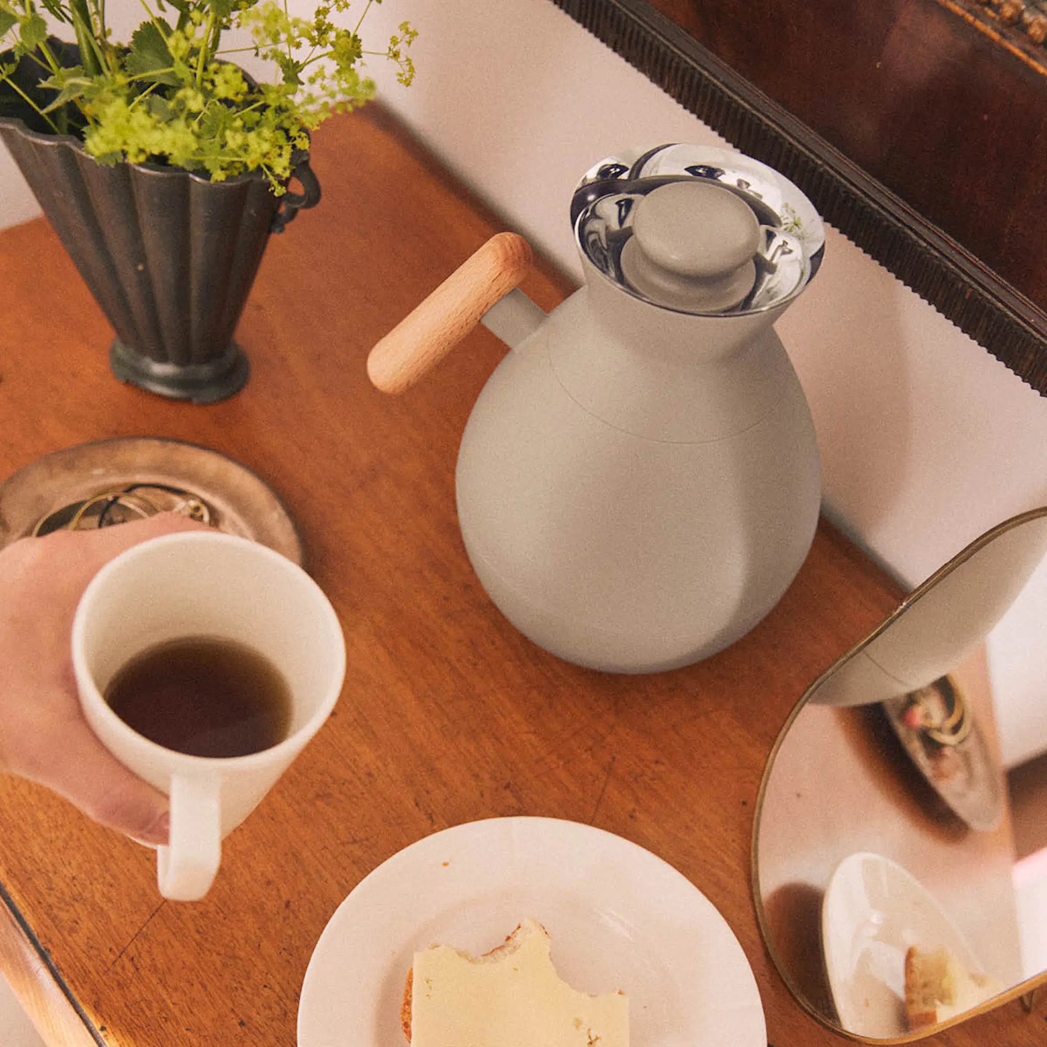 Rosendahl Stay Warm termoskanna rund 1,0 L sand