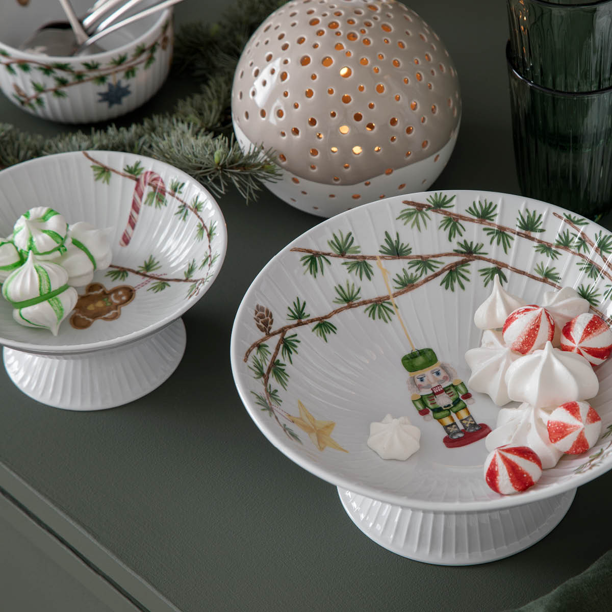 Kähler Hammershøi Christmas Serveringsskål på fot 23 cm Vit